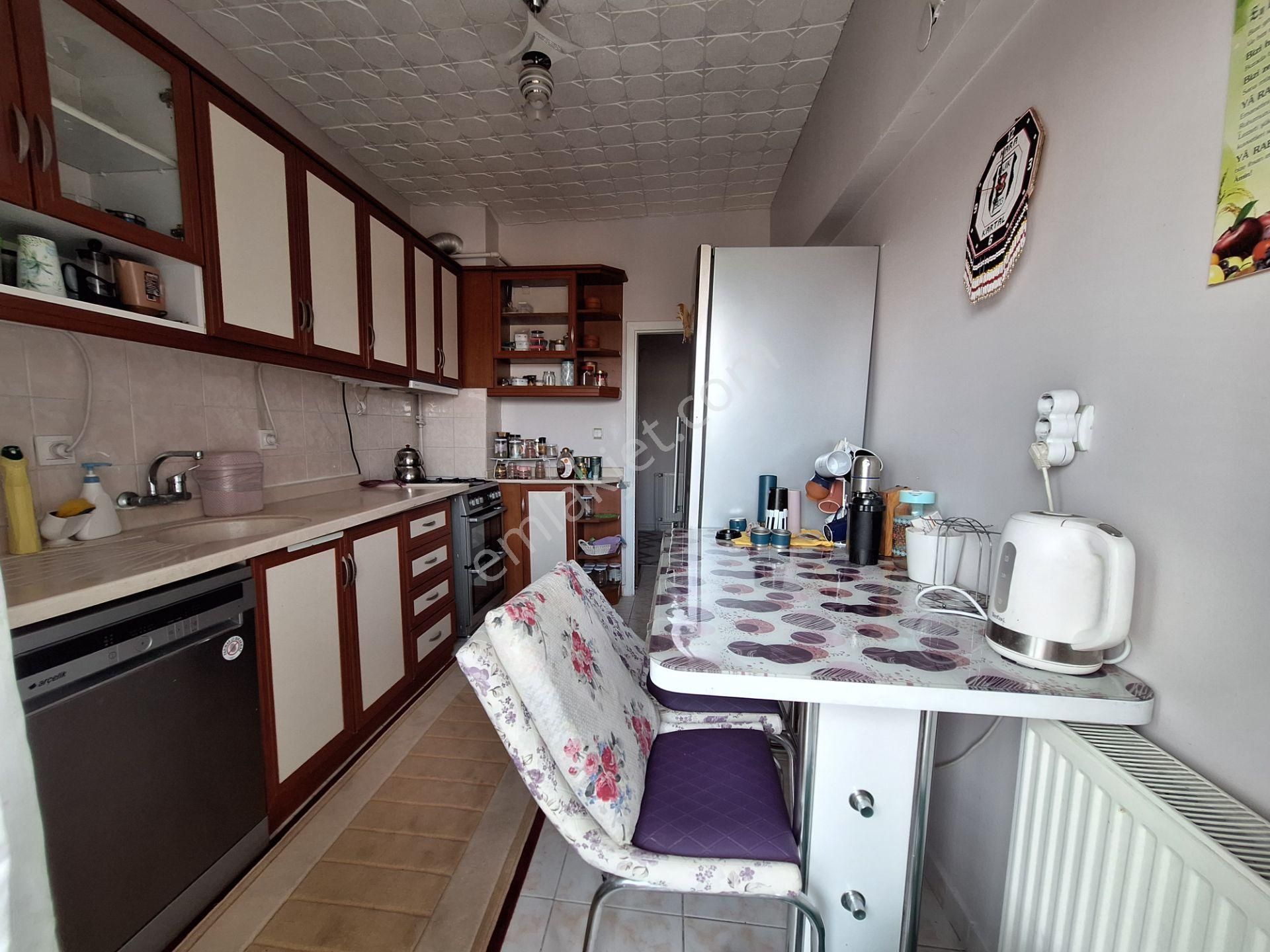 Ufuk Kılıç Emlak'tan Emlak'tan 3+1 120 M² 2. Kat Mantolamalı Asansörlü Daire - Görsel 4