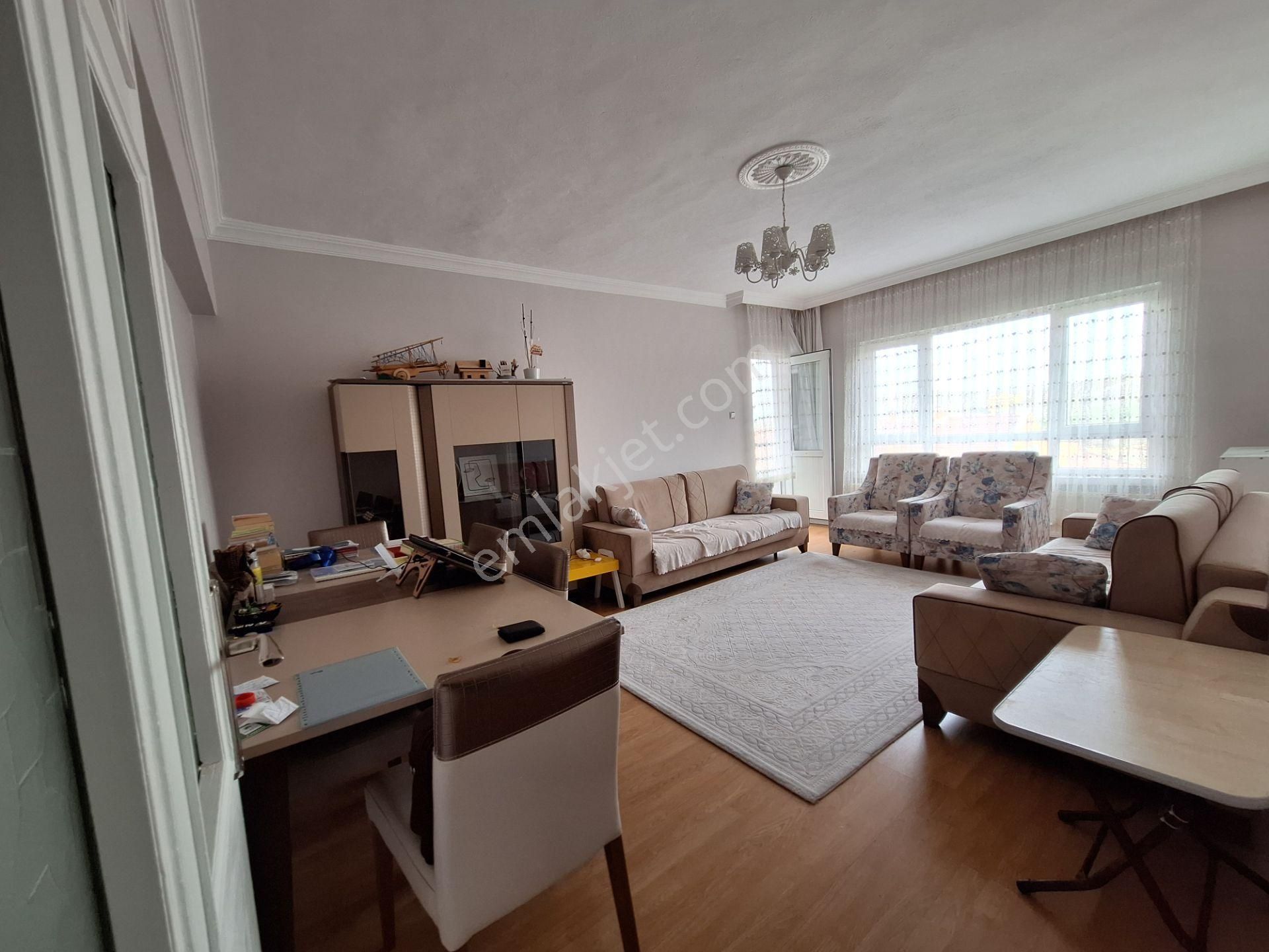 Ufuk Kılıç Emlak'tan Emlak'tan 3+1 120 M² 2. Kat Mantolamalı Asansörlü Daire - Görsel 9