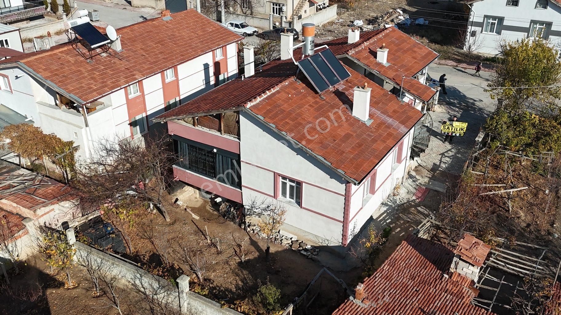 Karaaslan‘da 380 Metre² Arsa İçerisinde Tek Katlı 3 + 1 Müstakil Ev - Görsel 3