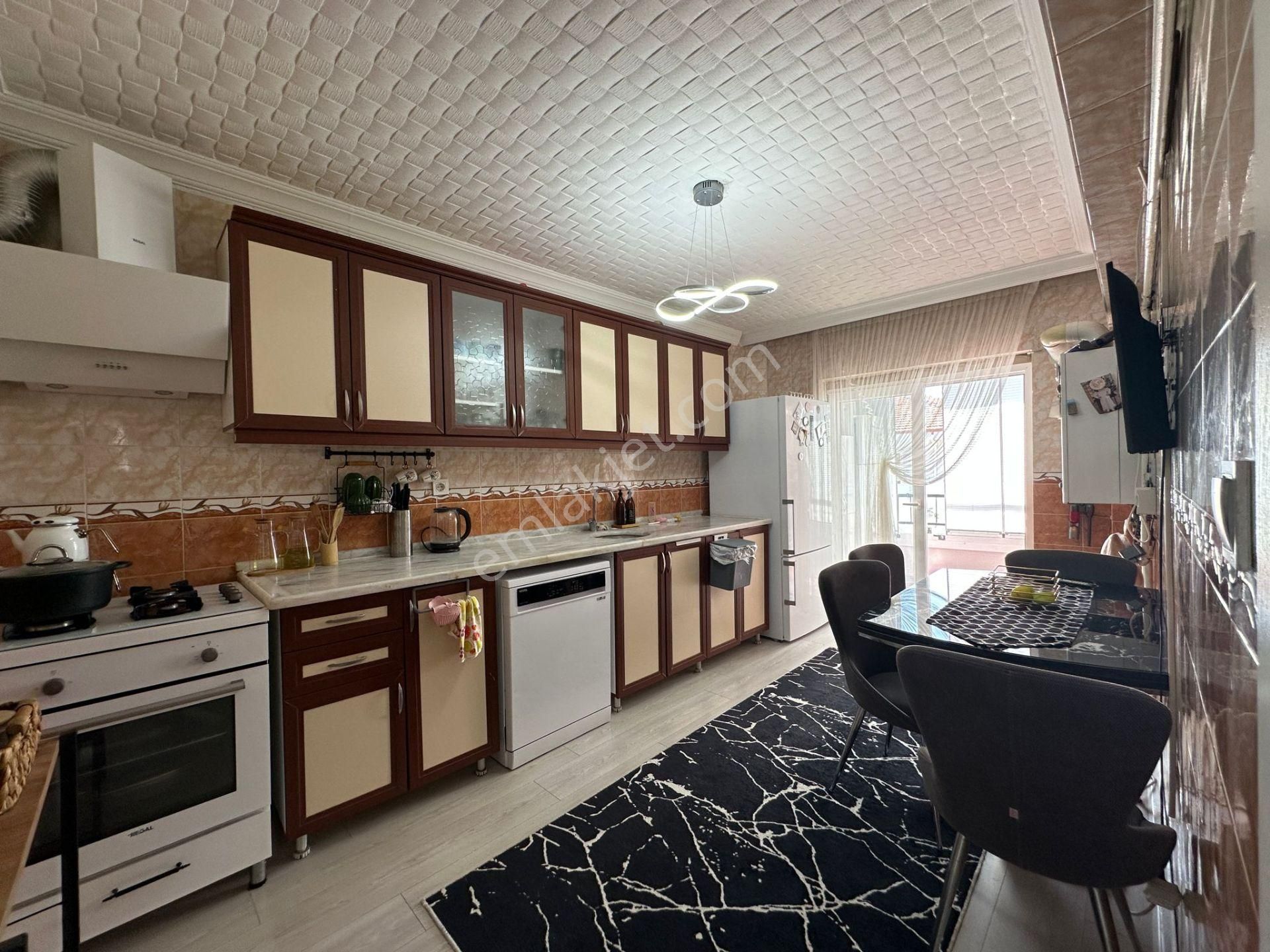 Nam-ak Emlak'tan Fatih Mah. Kredi Sorunsuz Masrafsız Güney 3+1 Daire - Görsel 5