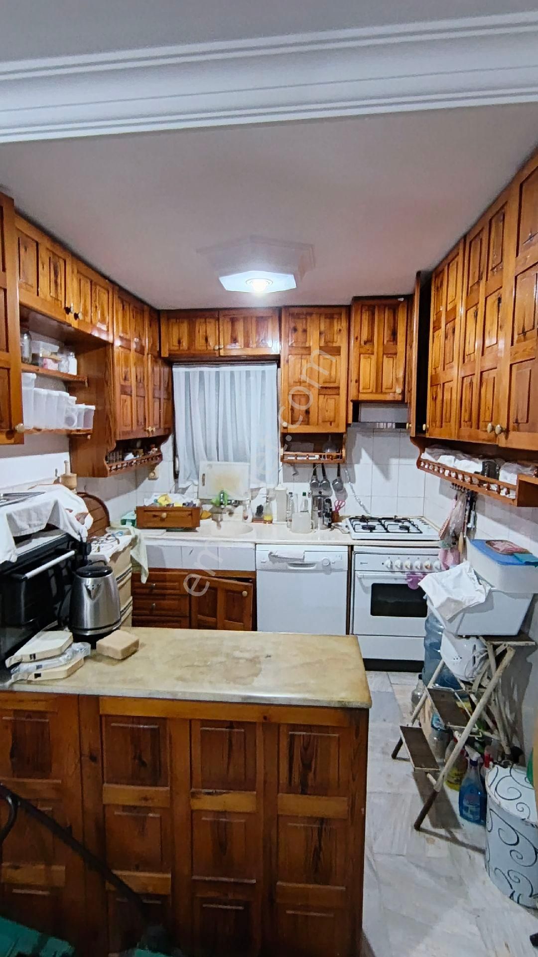 Satılık Denize Yürüme Mesafesinde Bahçeli 5+1 Yazlık - Görsel 7