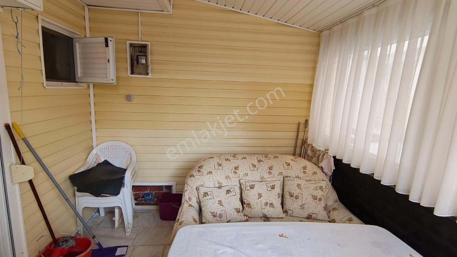 Satılık Denize Yürüme Mesafesinde Bahçeli 5+1 Yazlık - Görsel 6