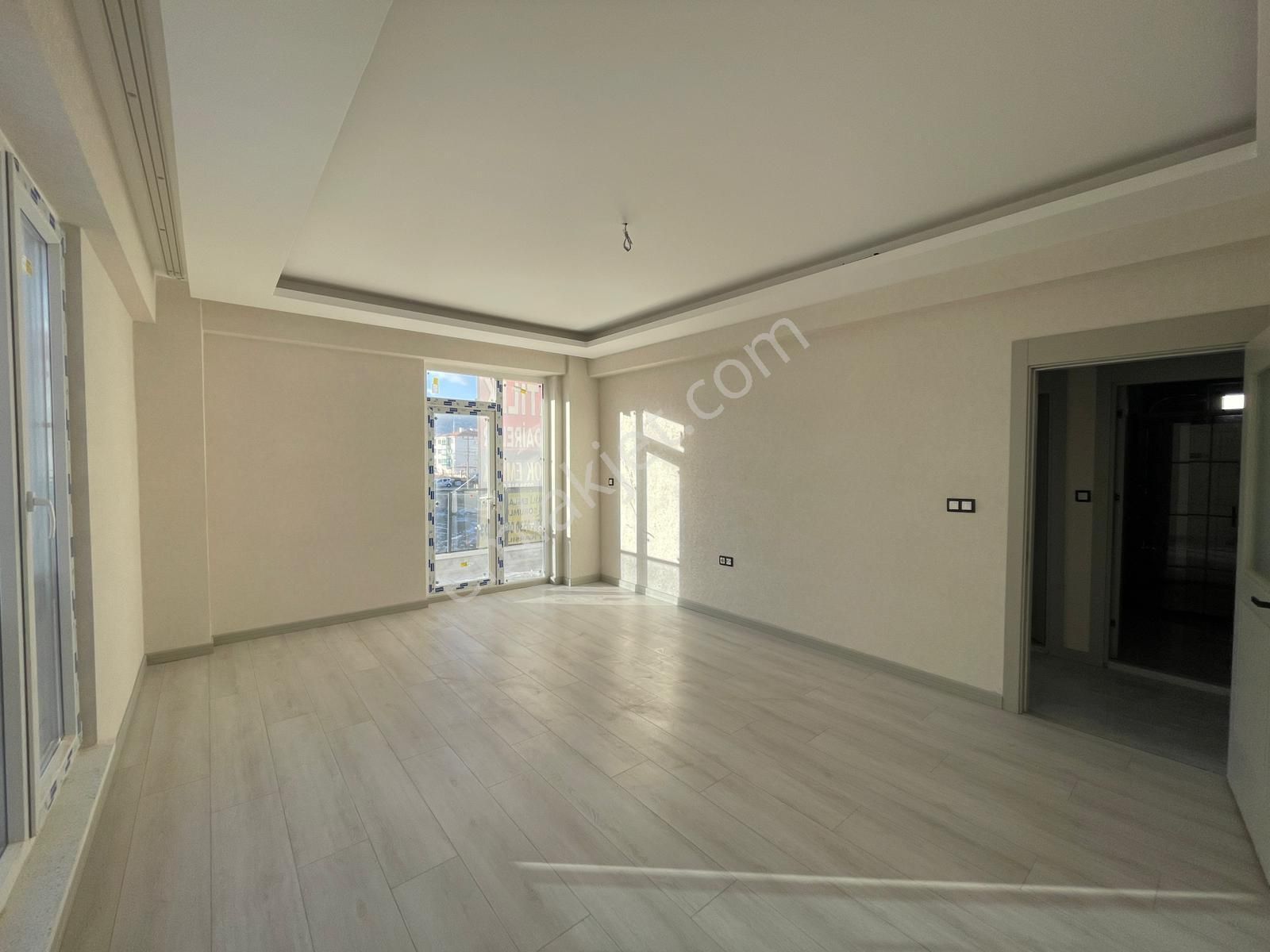 Afyon Üçok Emlaktan Mareşal F Çakmak Mah Satılık Sıfır Ultra Lüx 2+1 Daireler - Görsel 20