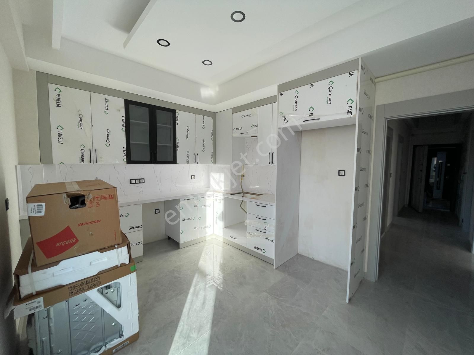 Afyon Üçok Emlaktan Mareşal F Çakmak Mah Satılık Sıfır Ultra Lüx 2+1 Daireler