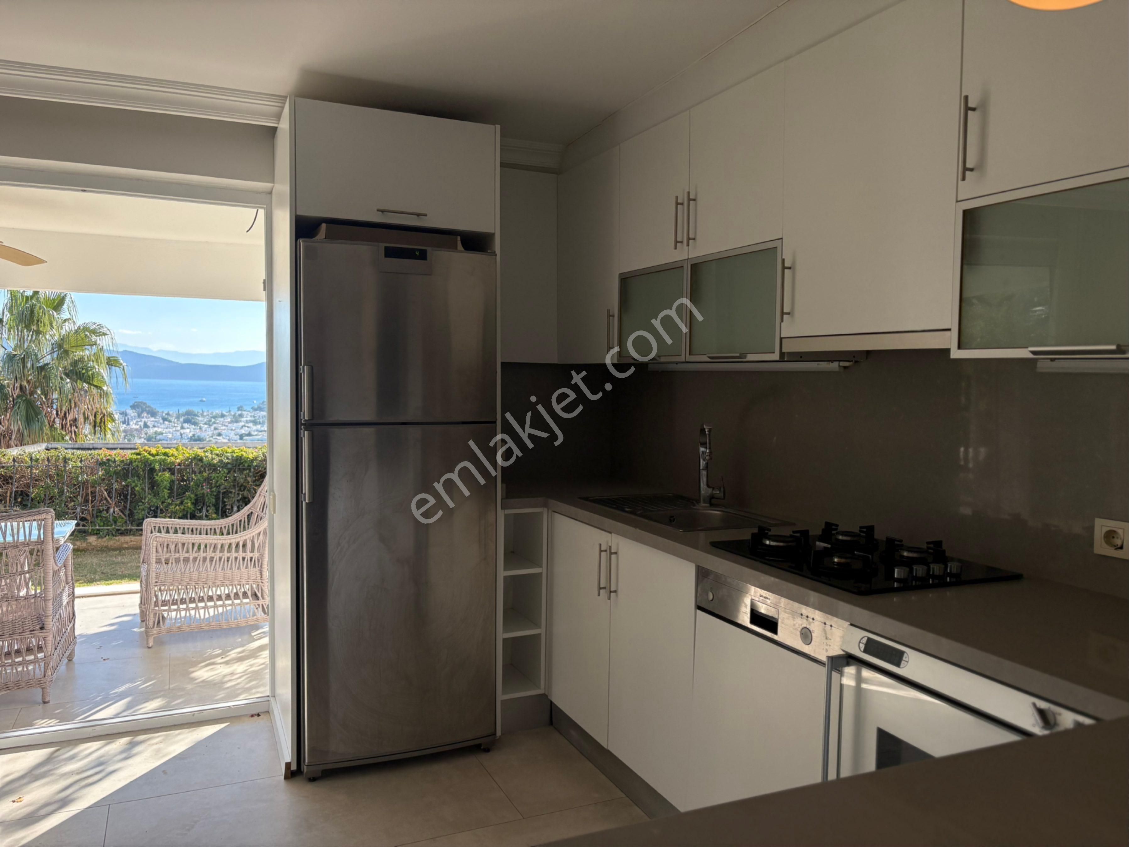 Bodrum Yokuşbaşında Deniz Manzaralı Bahçe Katı Daire - Görsel 10