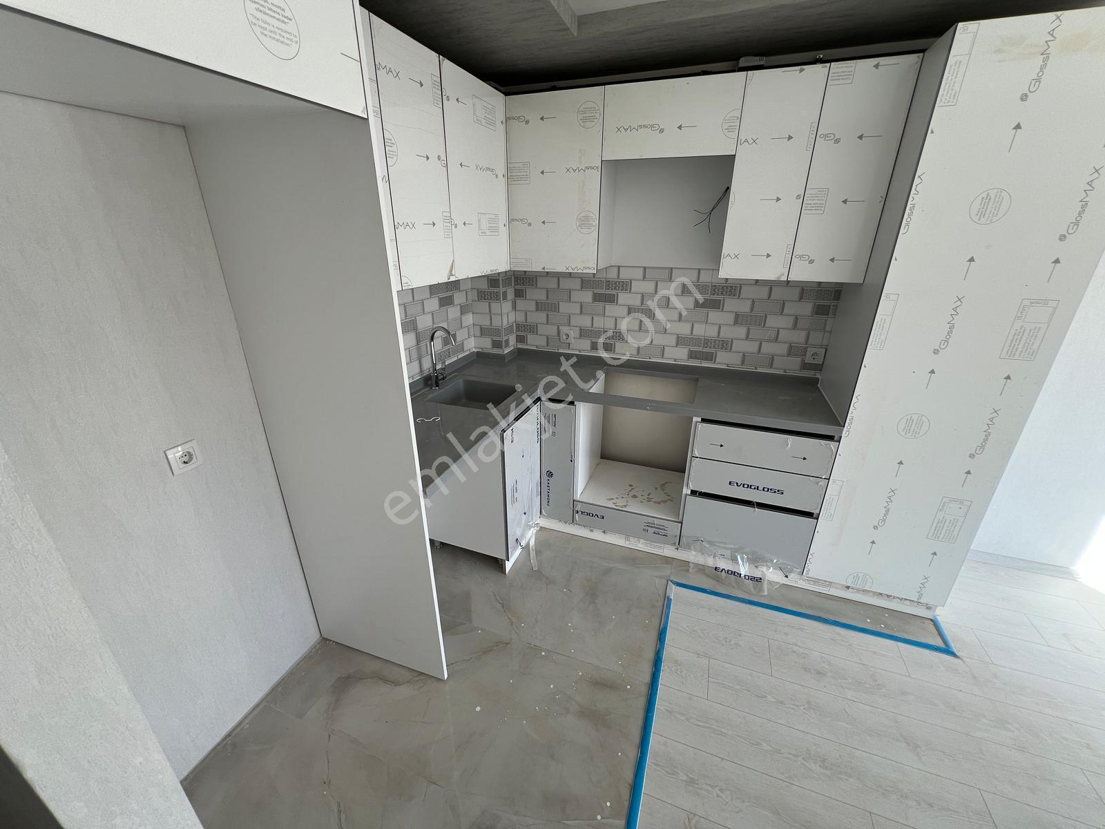 Kariyerden Karargah Tepede 2+1 Lüks Sıfır İskanlı Daire - Görsel 9