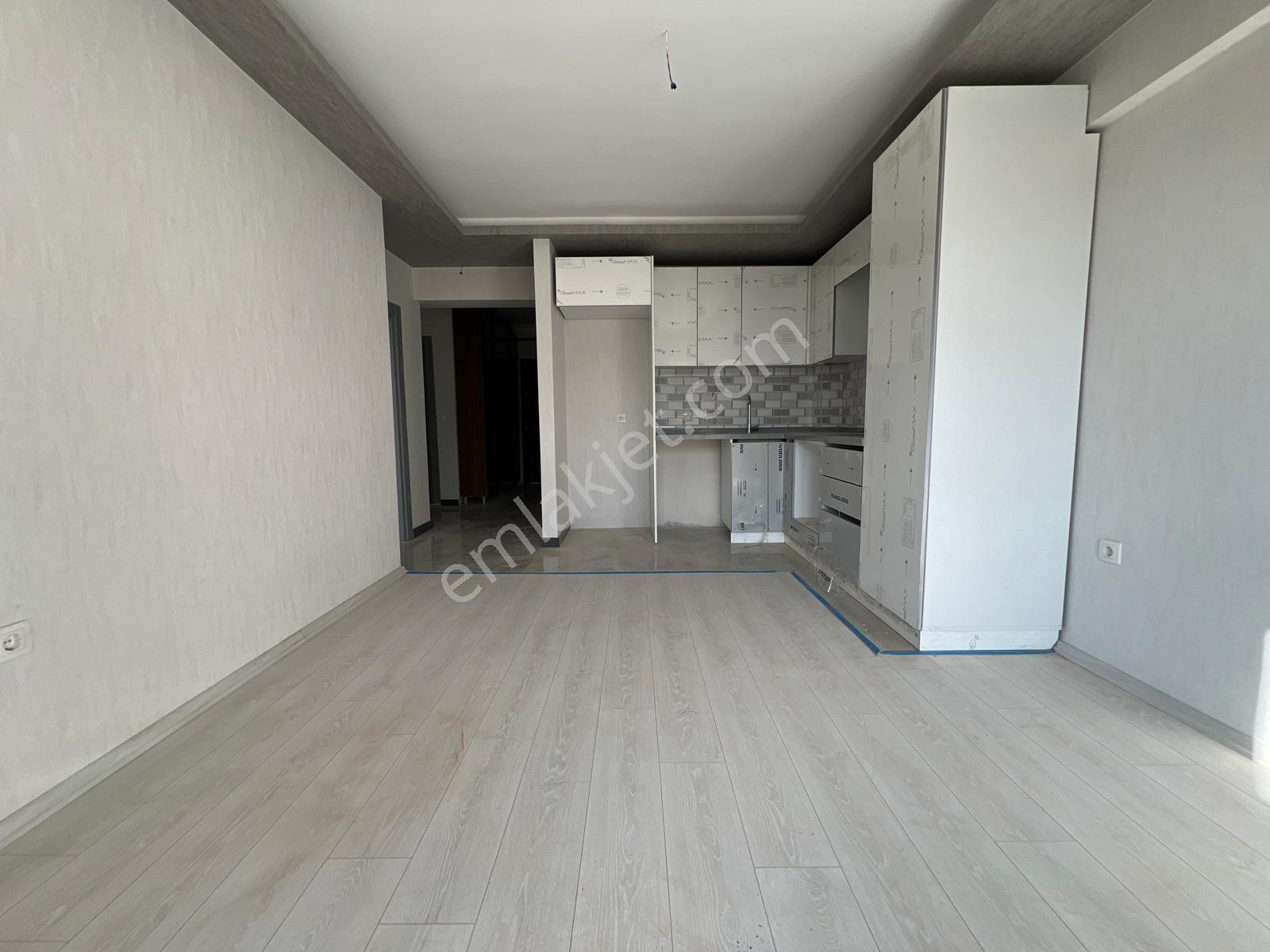 Kariyerden Karargah Tepede 2+1 Lüks Sıfır İskanlı Daire - Görsel 6