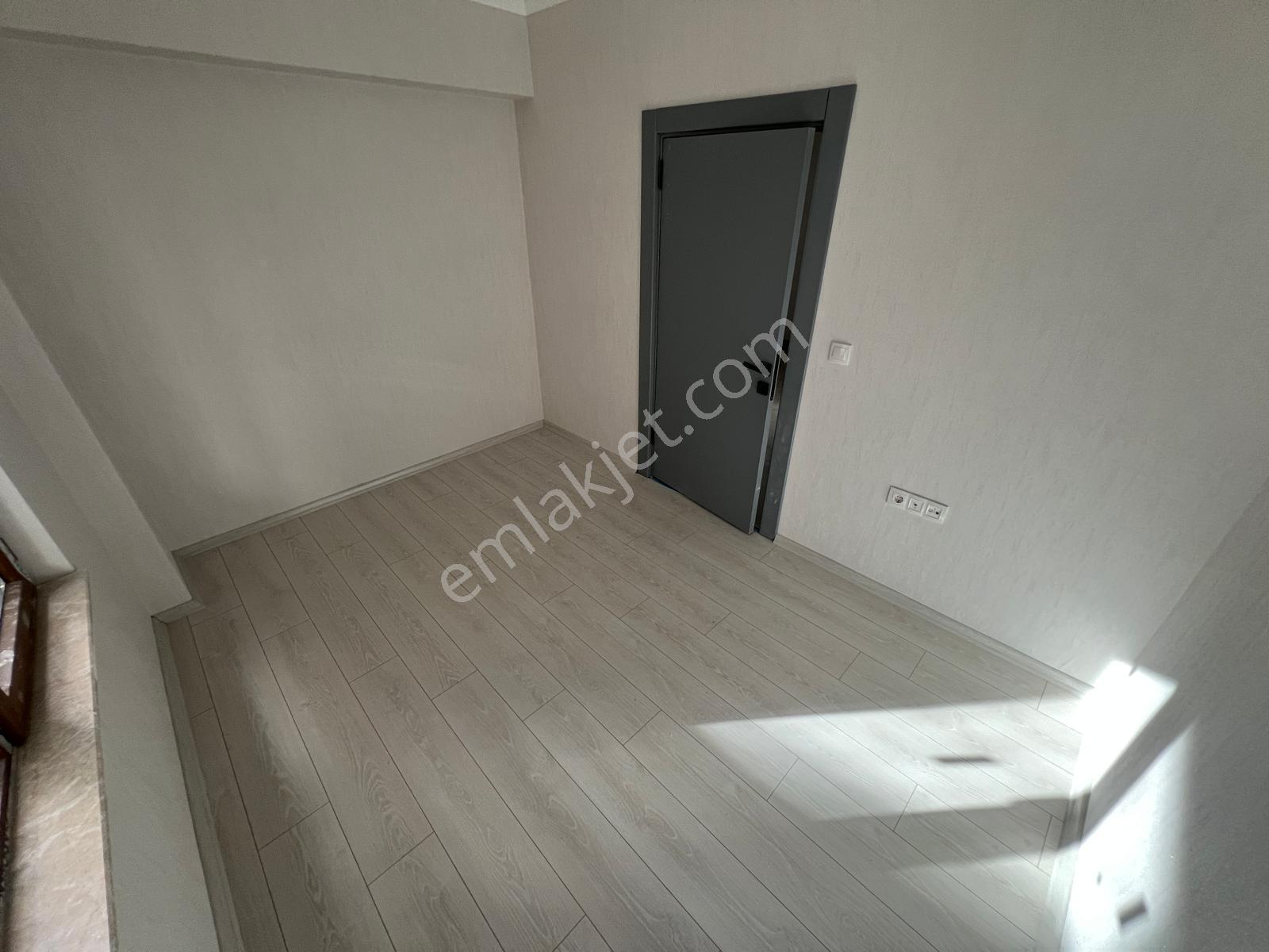 Kariyerden Karargah Tepede 2+1 Lüks Sıfır İskanlı Daire - Görsel 29