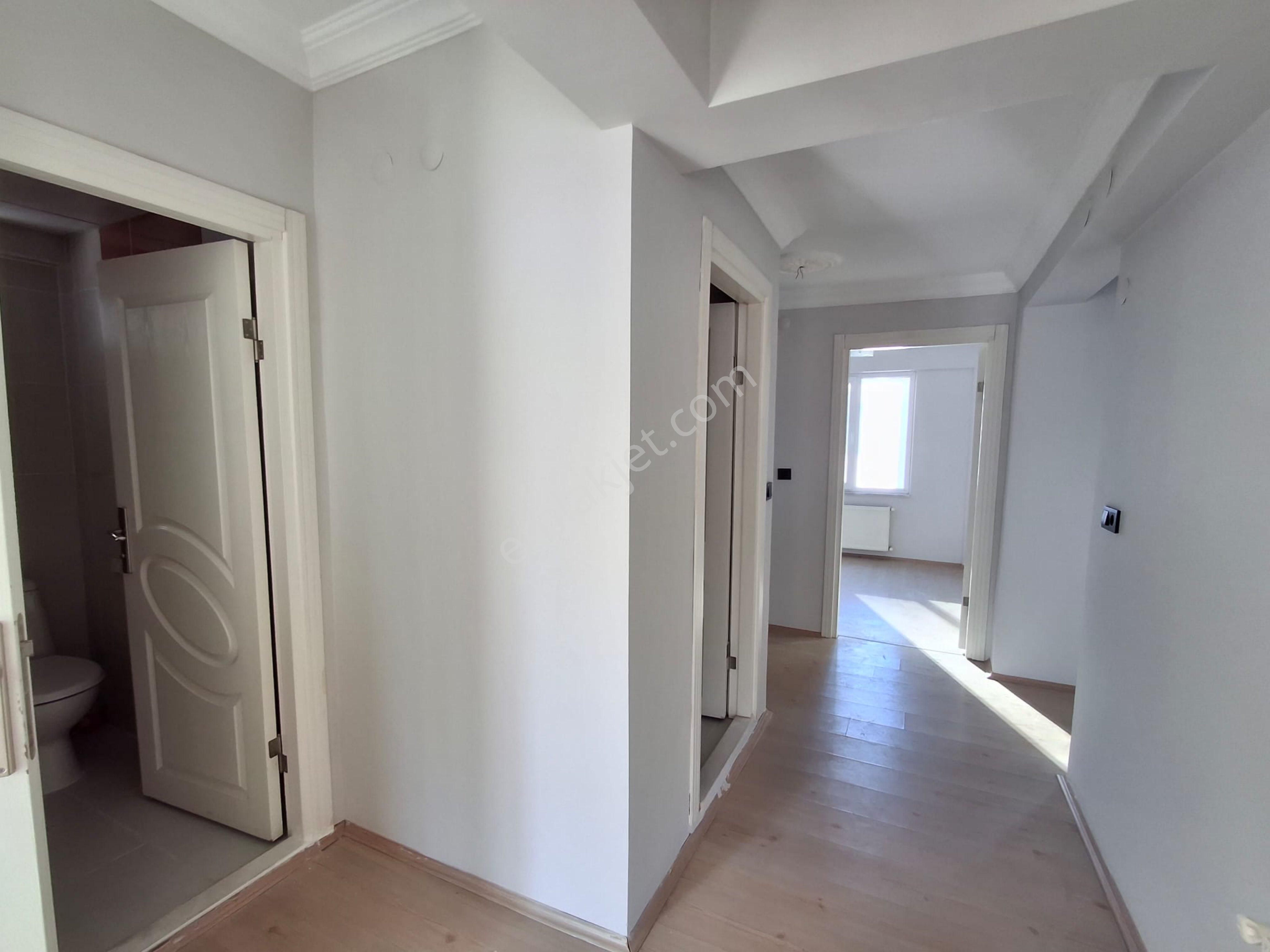 Atakentte Satılık 3+1 Daire Caddeye Cephe - Görsel 14