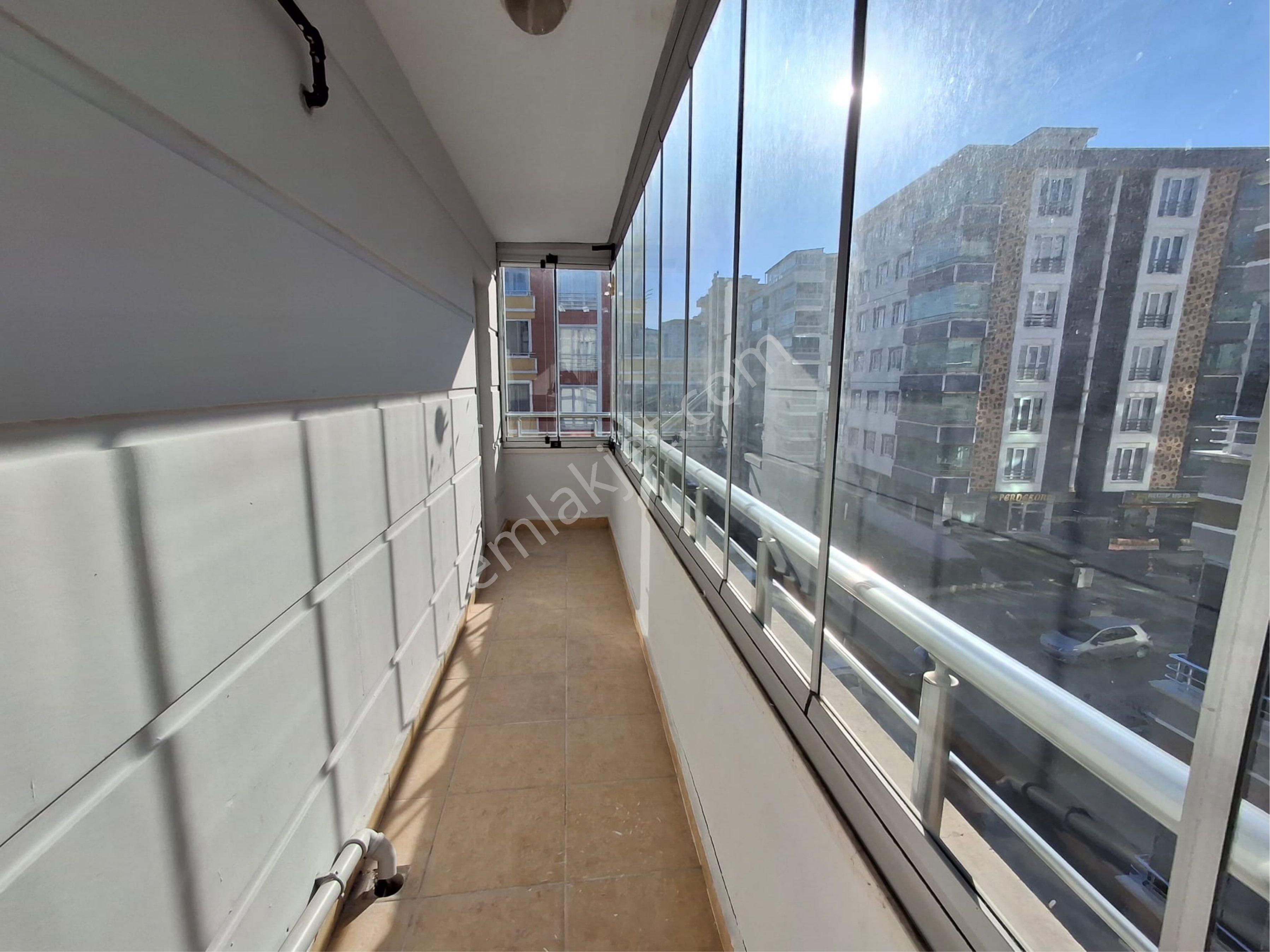 Atakentte Satılık 3+1 Daire Caddeye Cephe - Görsel 11