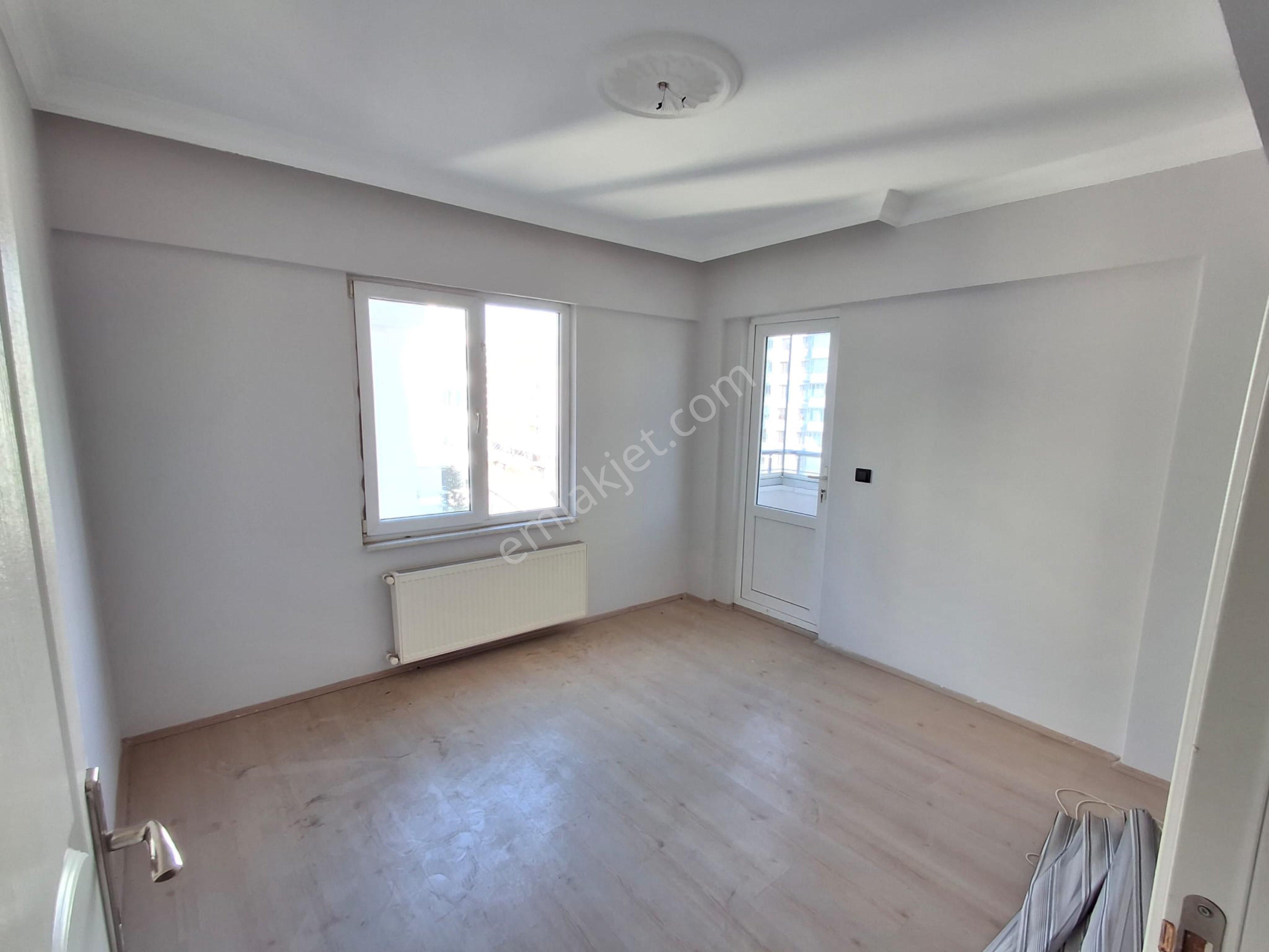 Atakentte Satılık 3+1 Daire Caddeye Cephe - Görsel 15