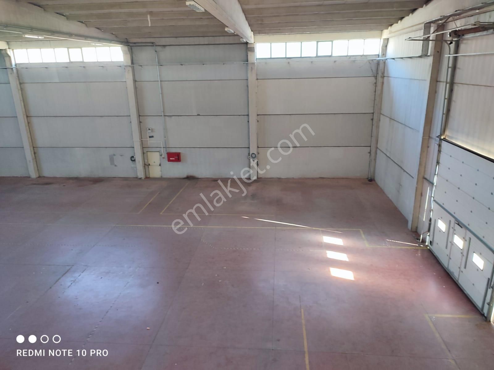 Qzen'den Pancar Osb'de 3990 M2 Arsada 3000 M2 Kiralık Fabrika - Görsel 27