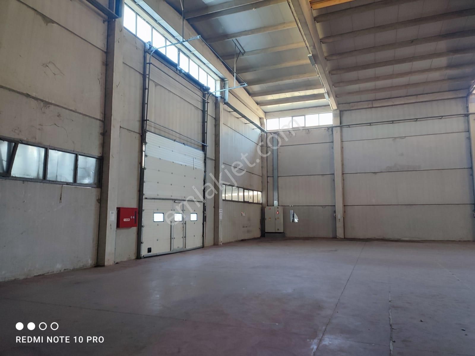 Qzen'den Pancar Osb'de 3990 M2 Arsada 3000 M2 Kiralık Fabrika - Görsel 34