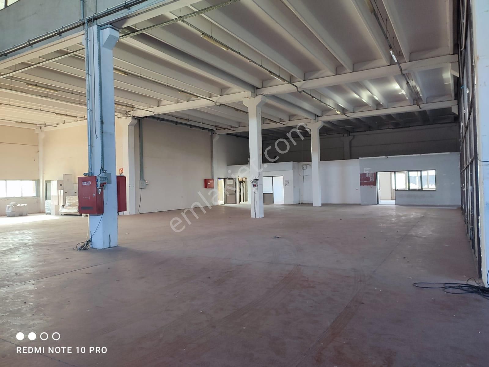 Qzen'den Pancar Osb'de 3990 M2 Arsada 3000 M2 Kiralık Fabrika - Görsel 35