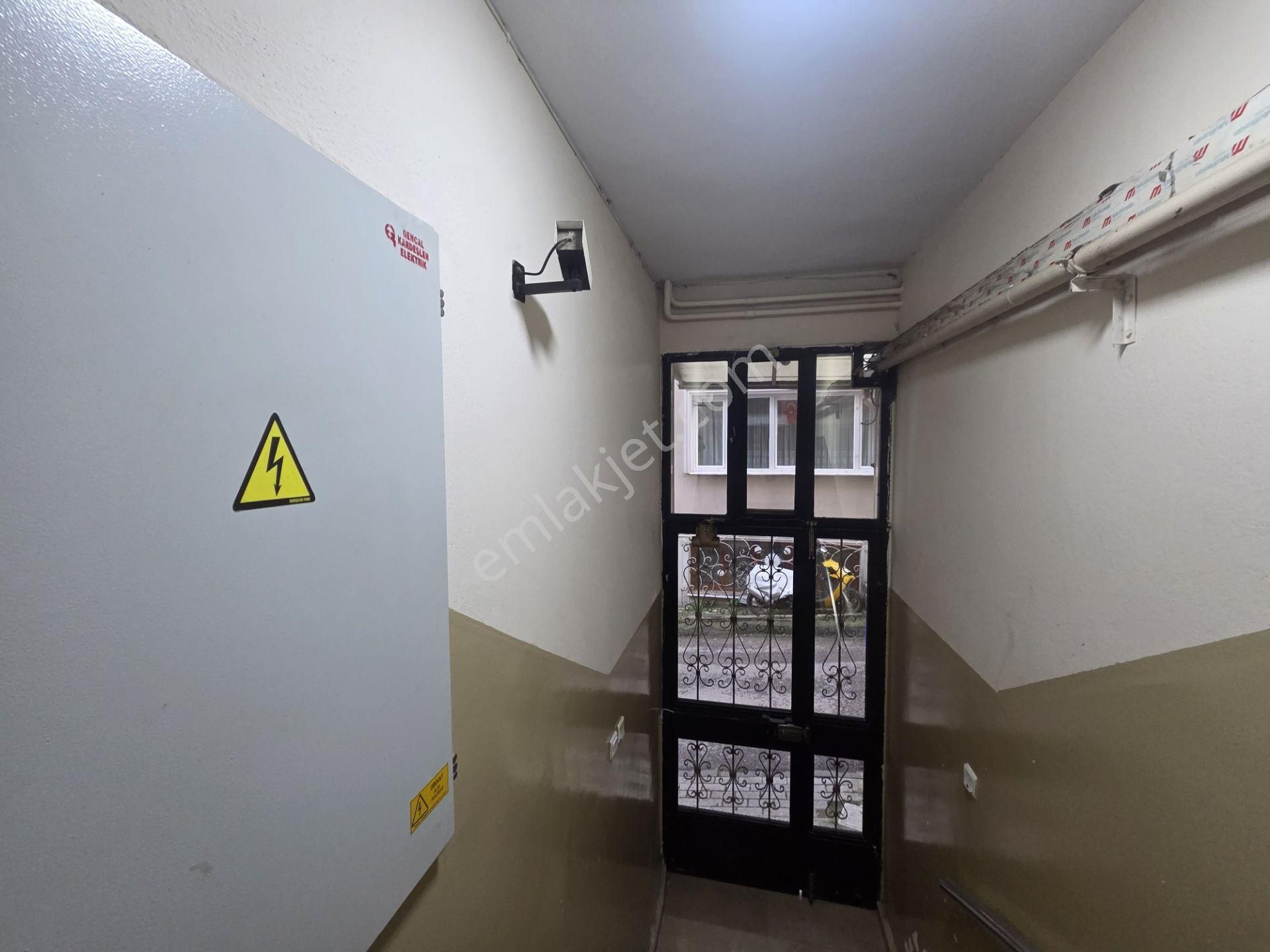 Heykel Merkezde Kiralık 2,5+1 Daire - Görsel 4