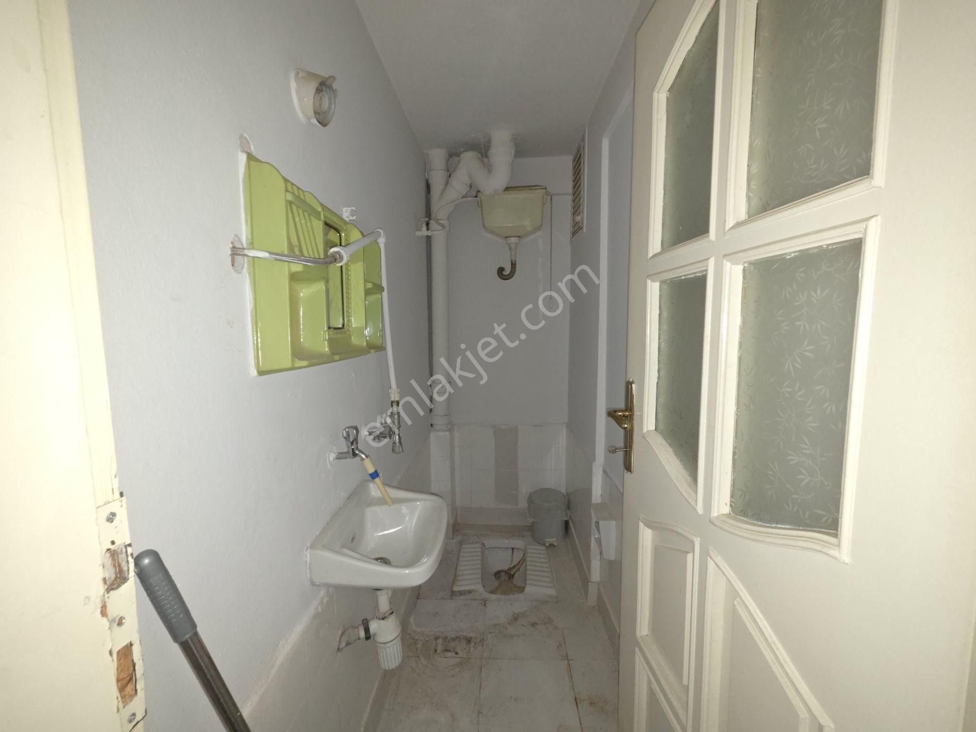 Heykel Merkezde Kiralık 2,5+1 Daire - Görsel 9