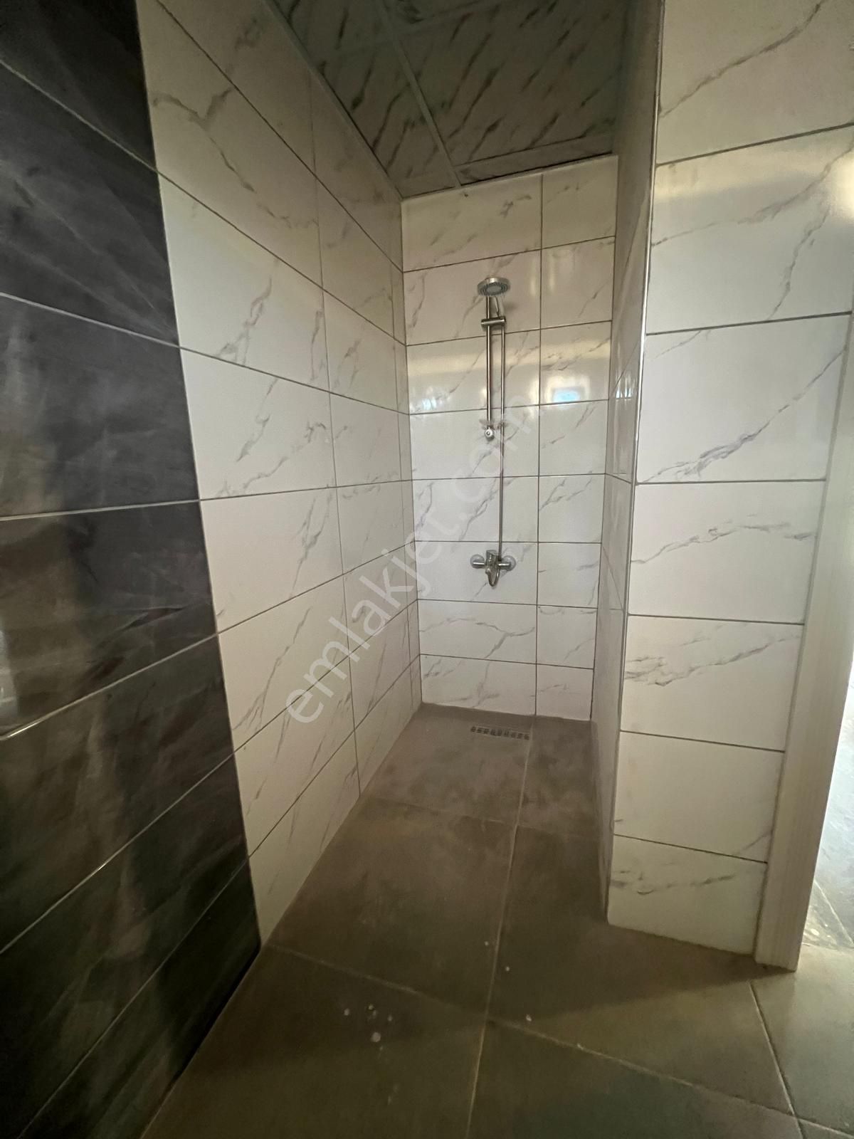 Ayyanoğlunda Tranvaya 300mt Sıfır 2+1 Daire - Görsel 19