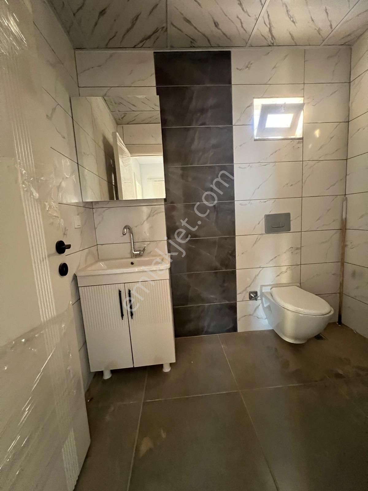 Ayyanoğlunda Tranvaya 300mt Sıfır 2+1 Daire - Görsel 22