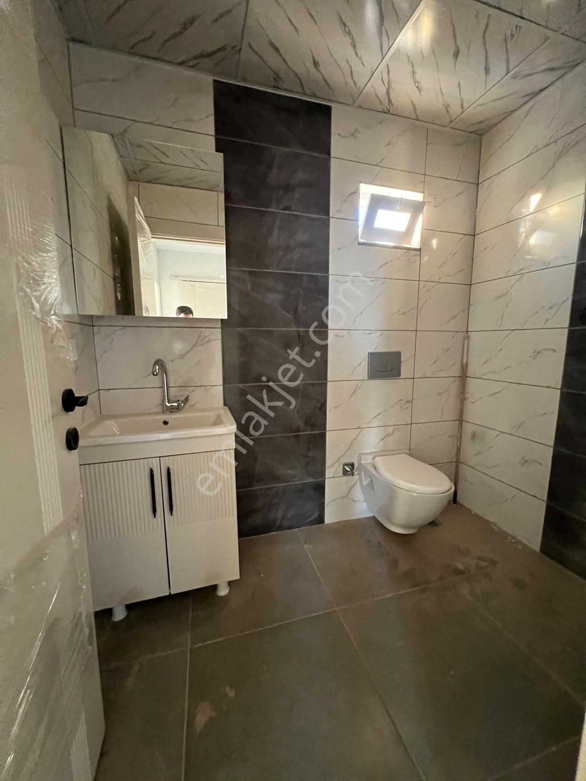 Ayyanoğlunda Tranvaya 300mt Sıfır 2+1 Daire - Görsel 21