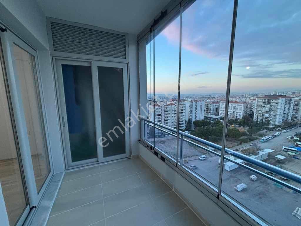 Re/max Target’tan Satılık Merkezi Lokasyonda Lüks 3+1 Daire - Görsel 4