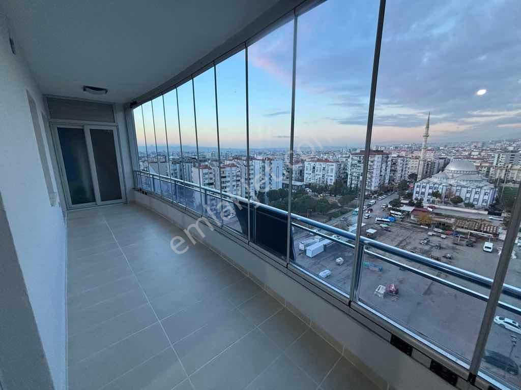 Re/max Target’tan Satılık Merkezi Lokasyonda Lüks 3+1 Daire - Görsel 6