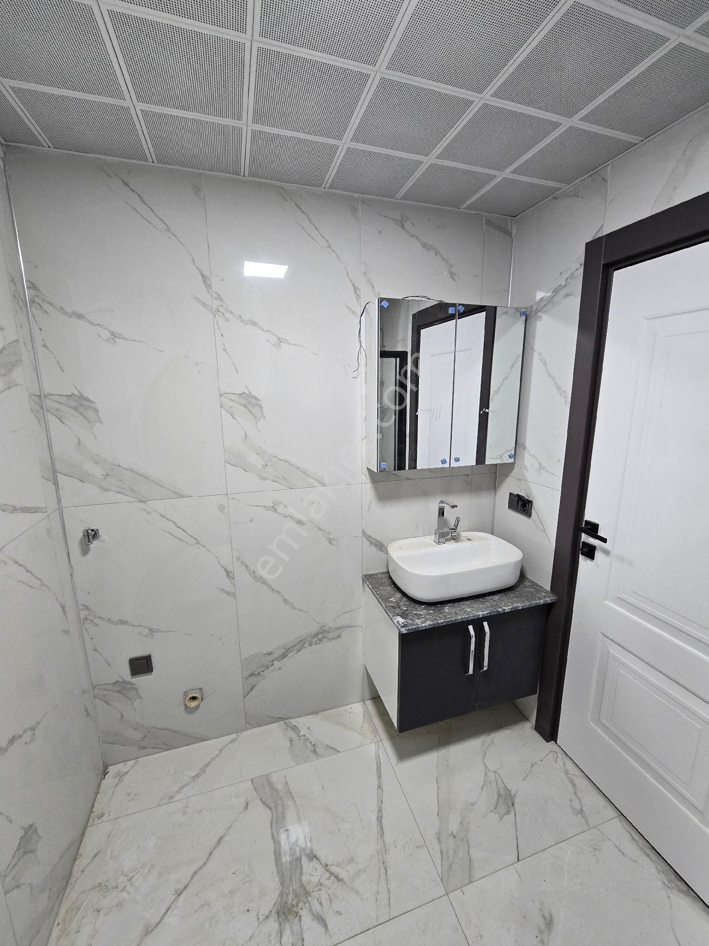 Edremit Kadıköy De Kiralık 2+1 Daire - Görsel 8