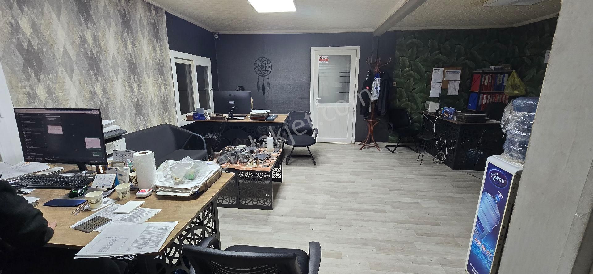 Kısık Sanayi Sitesinde 360m2 Ofisli Yüksek Tavan Kepenkli Atölye - Görsel 9