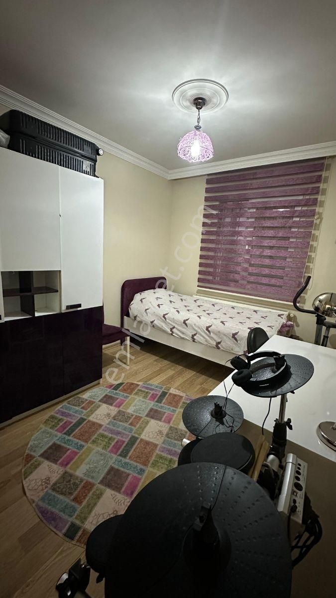 Kasımpaşanın Gözde Sitesi Sekonda Geniş 3+1 Satılık - Görsel 14