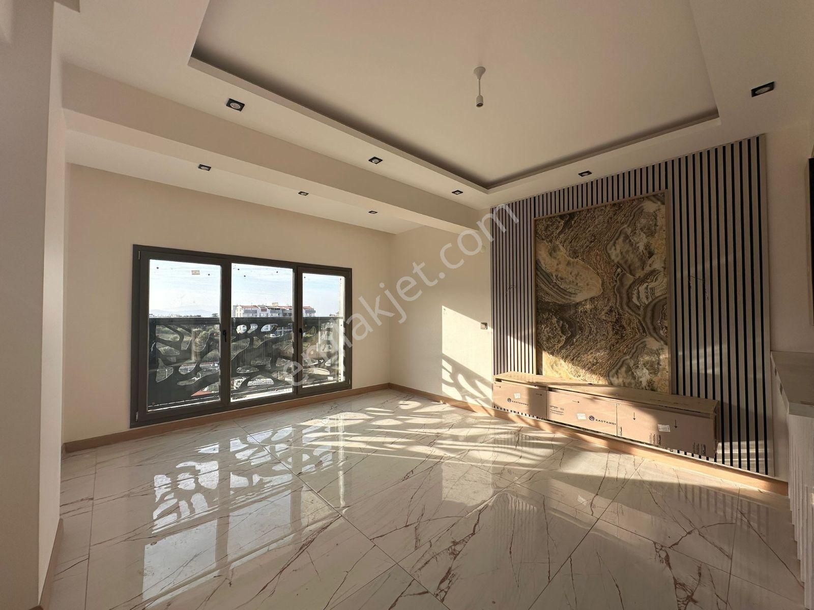 Kuşadası Davutlar'da Deniz Ve Doğa Manzaralı 2+1 Daire - Görsel 14