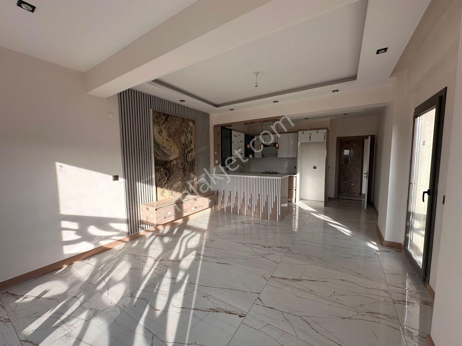 Kuşadası Davutlar'da Deniz Ve Doğa Manzaralı 2+1 Daire - Görsel 13