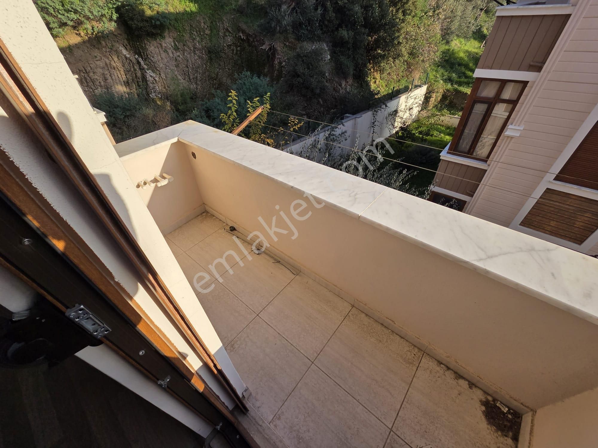 Altınoluk Köy Yolu Üzeri 3+1ayrı Mutfak 25 M2 Müştemilatlı Daire - Görsel 15
