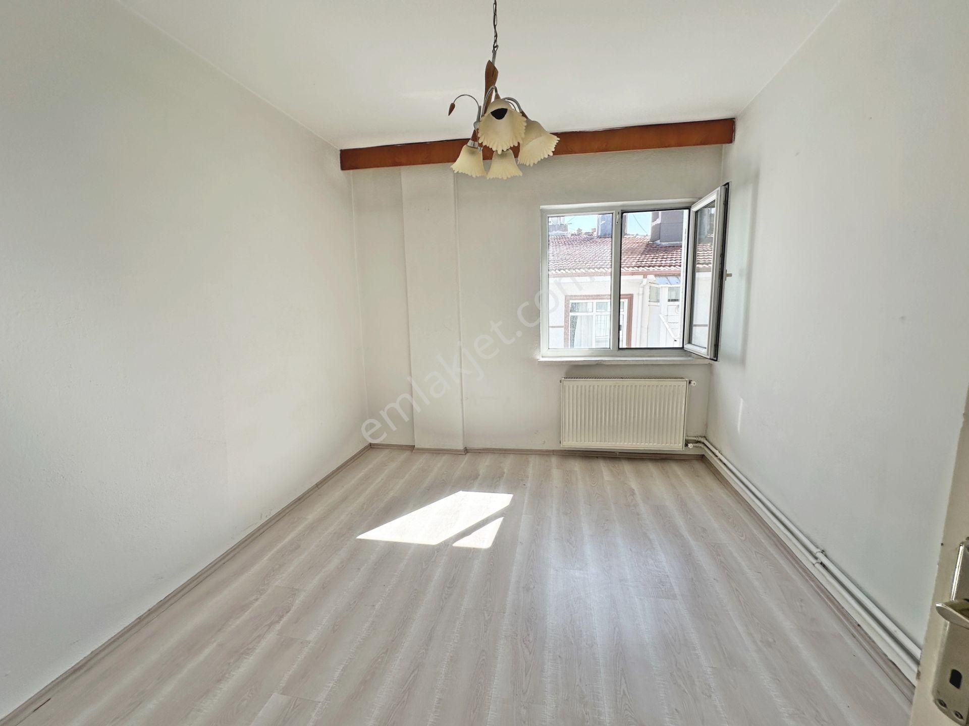 Tuzluçayır Mahallesinde Göbek Yakını Katta Full Yapılı 3+1 Kiralık Daire - Görsel 17
