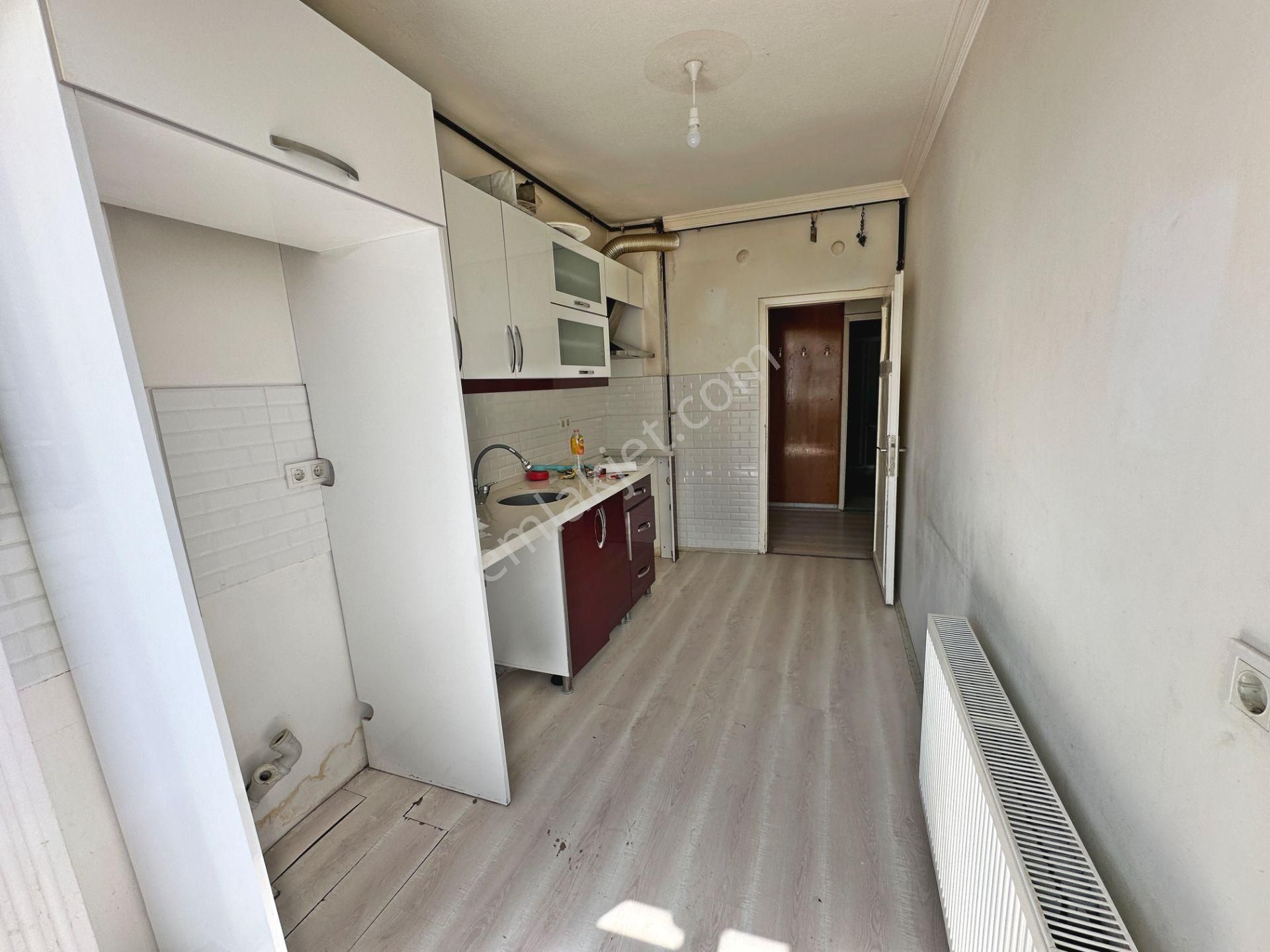 Tuzluçayır Mahallesinde Göbek Yakını Katta Full Yapılı 3+1 Kiralık Daire - Görsel 4