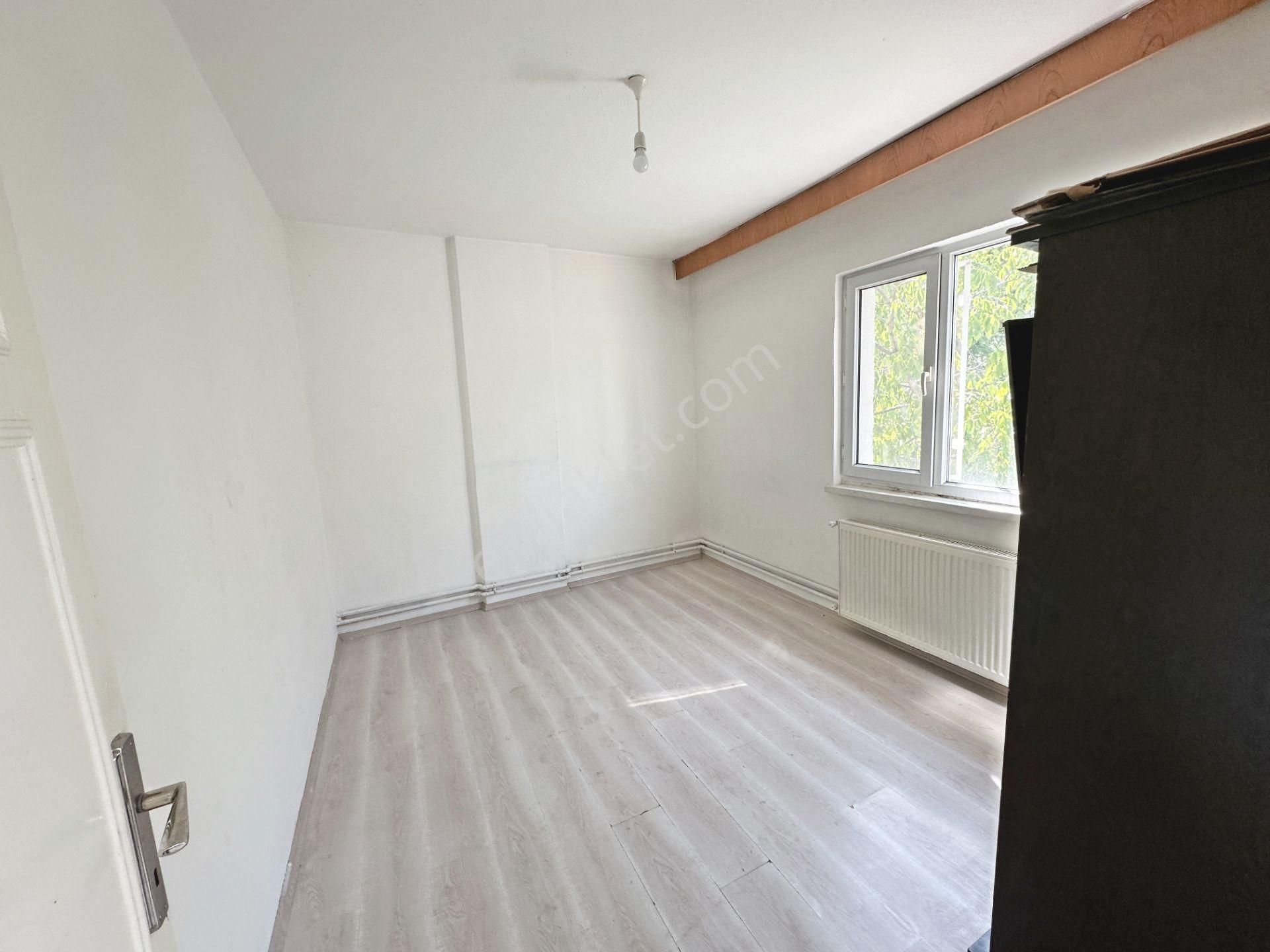 Tuzluçayır Mahallesinde Göbek Yakını Katta Full Yapılı 3+1 Kiralık Daire - Görsel 13