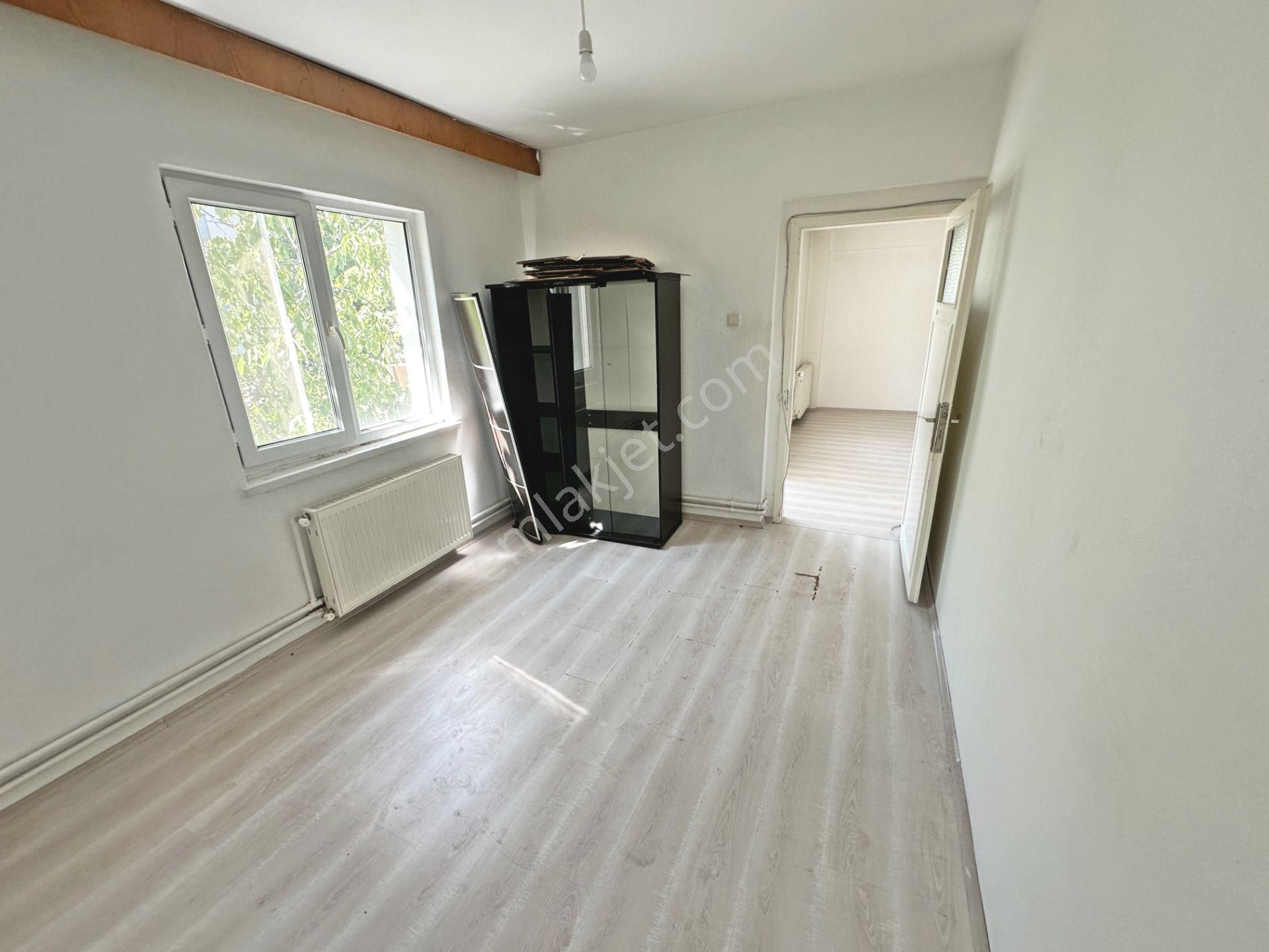 Tuzluçayır Mahallesinde Göbek Yakını Katta Full Yapılı 3+1 Kiralık Daire - Görsel 14