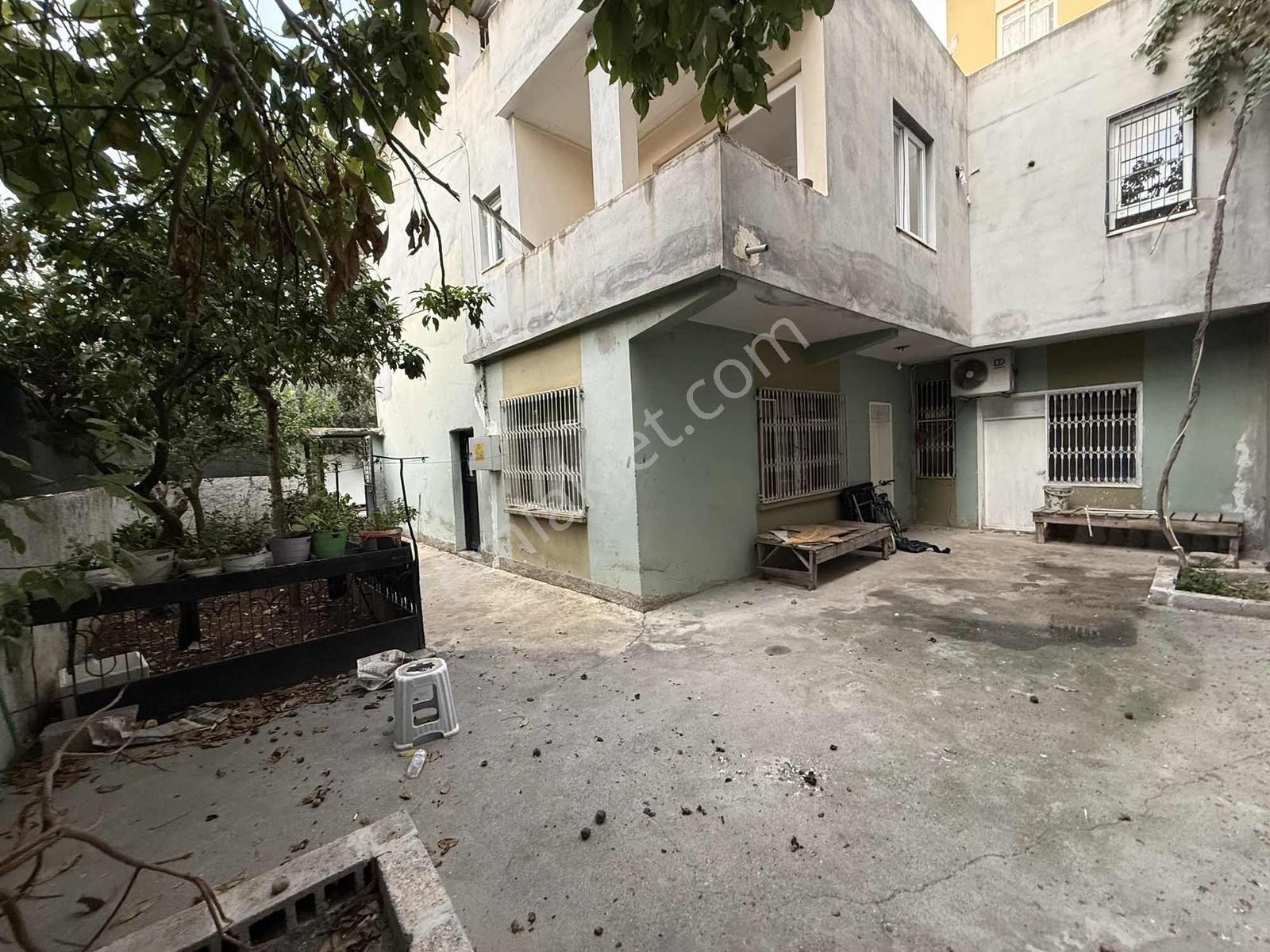 Lavinia Yeşilevler'de 180m2 Bahçeli Köşebaşı Satılık Müstakil - Görsel 19