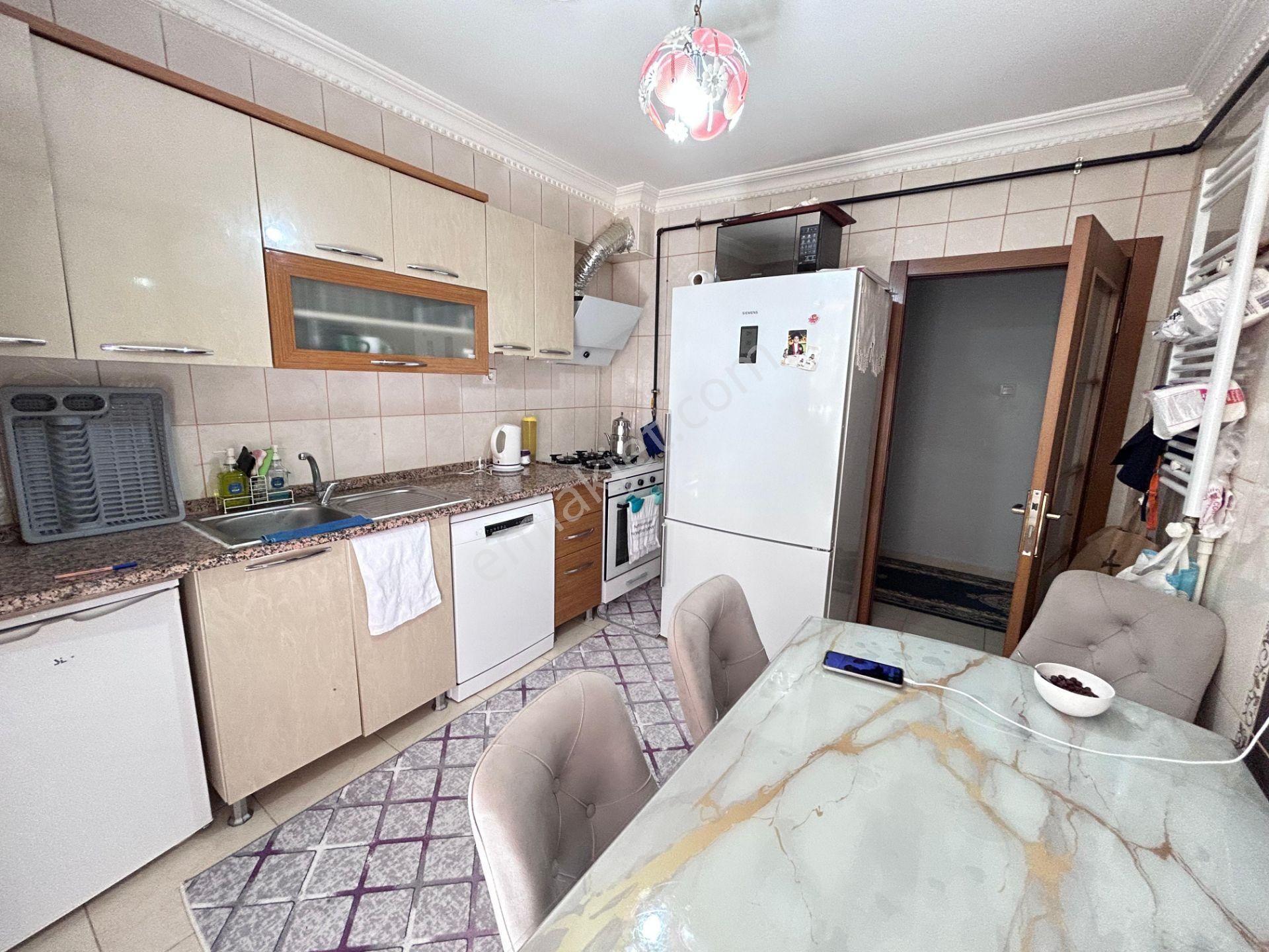 Lider Emlak'tan Güneşevlerde Kilerli 3+1 Satılık Daire - Görsel 7