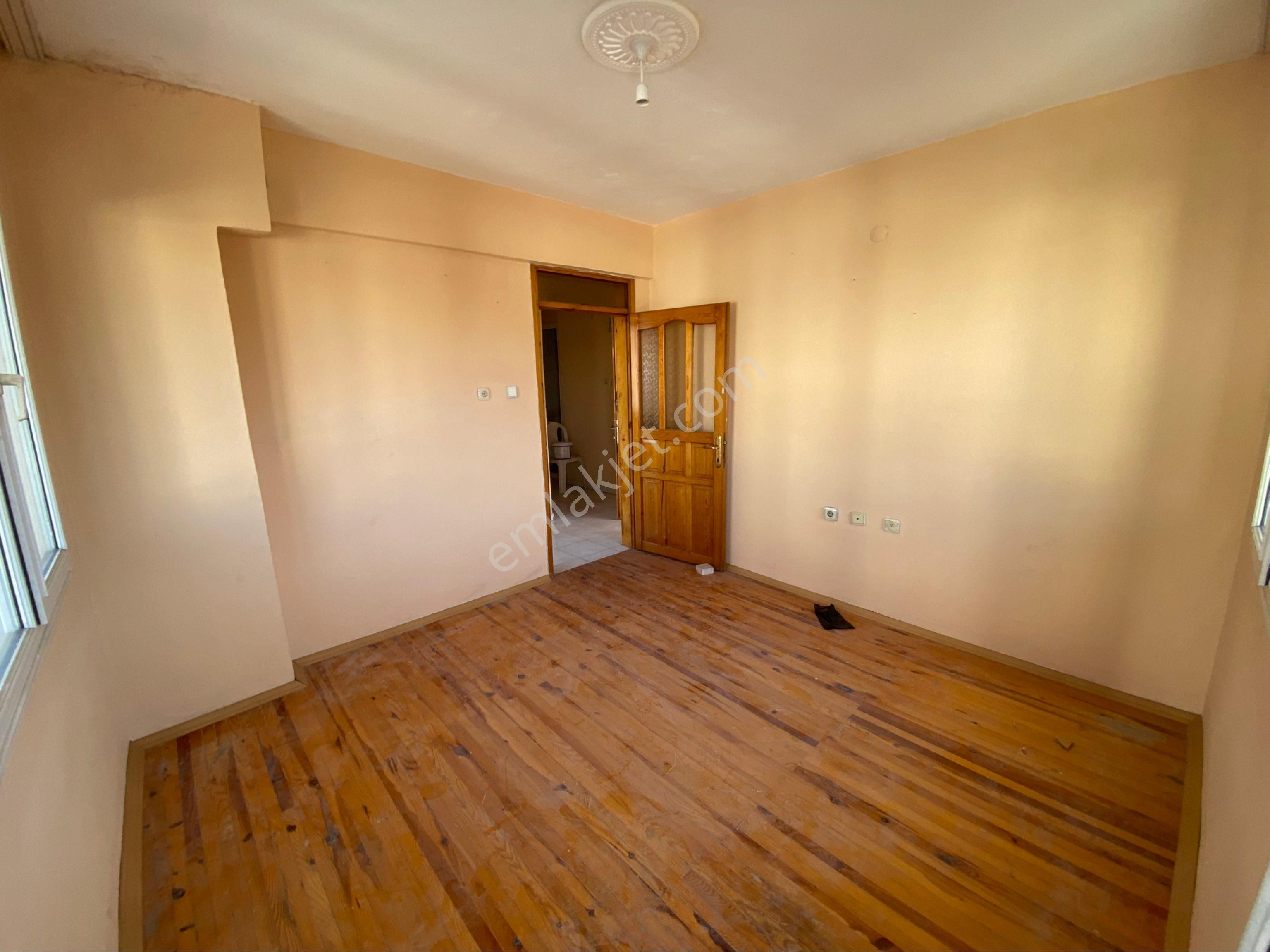 Torbalı Mah Alpkent Camiisi Yanı Kiralık 3+1 Daire - Görsel 5