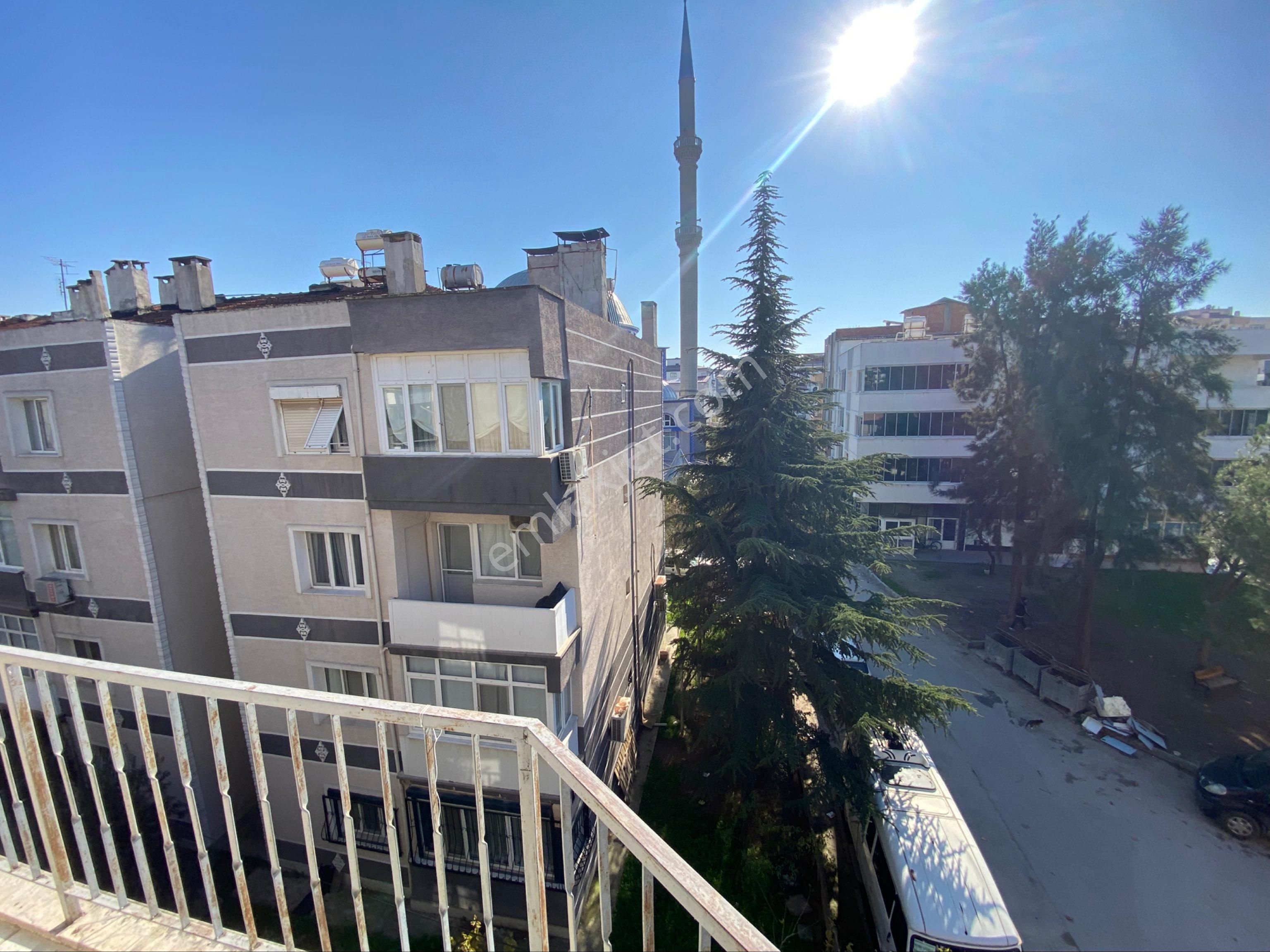 Torbalı Mah Alpkent Camiisi Yanı Kiralık 3+1 Daire - Görsel 11