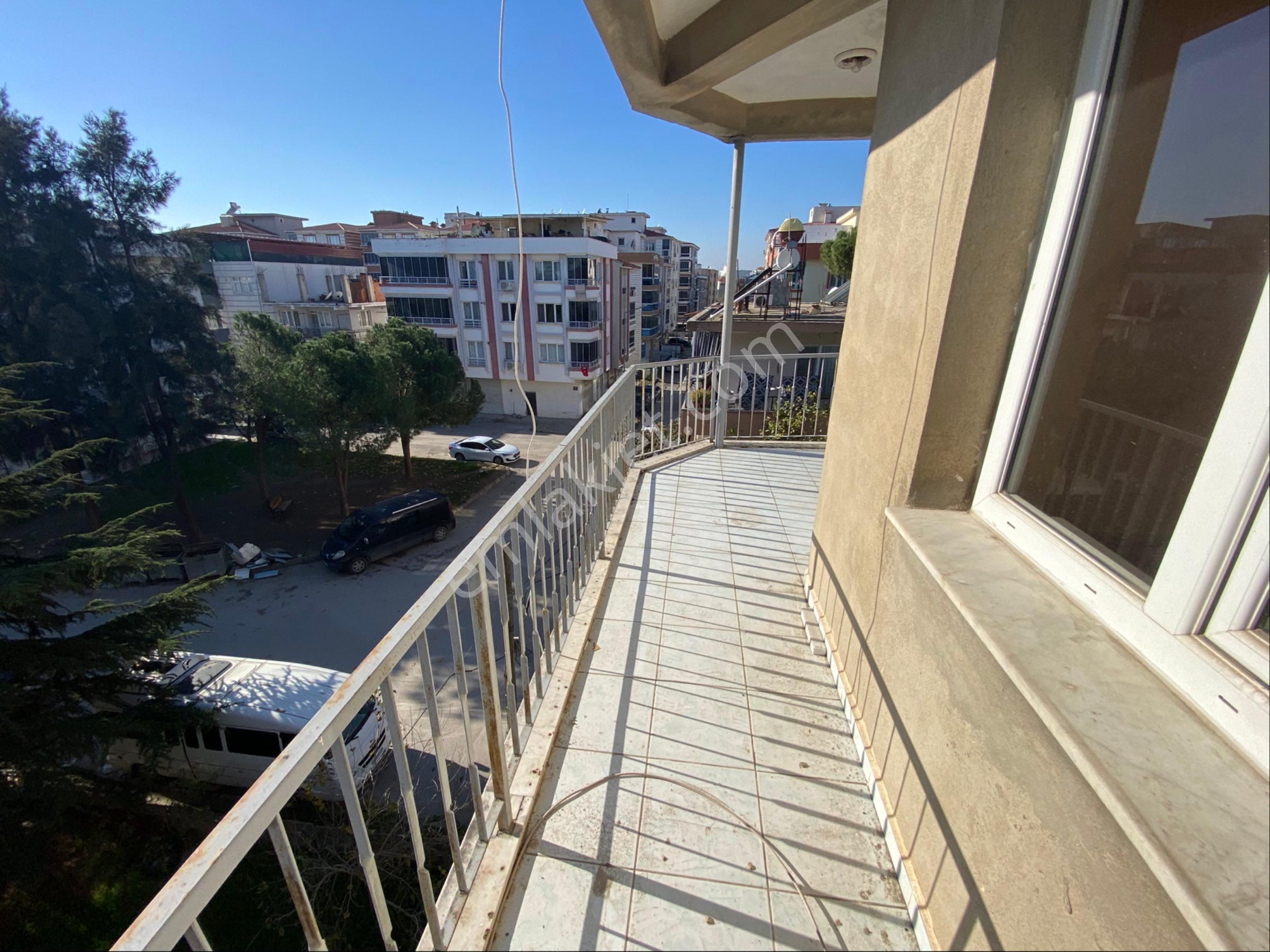 Torbalı Mah Alpkent Camiisi Yanı Kiralık 3+1 Daire - Görsel 8