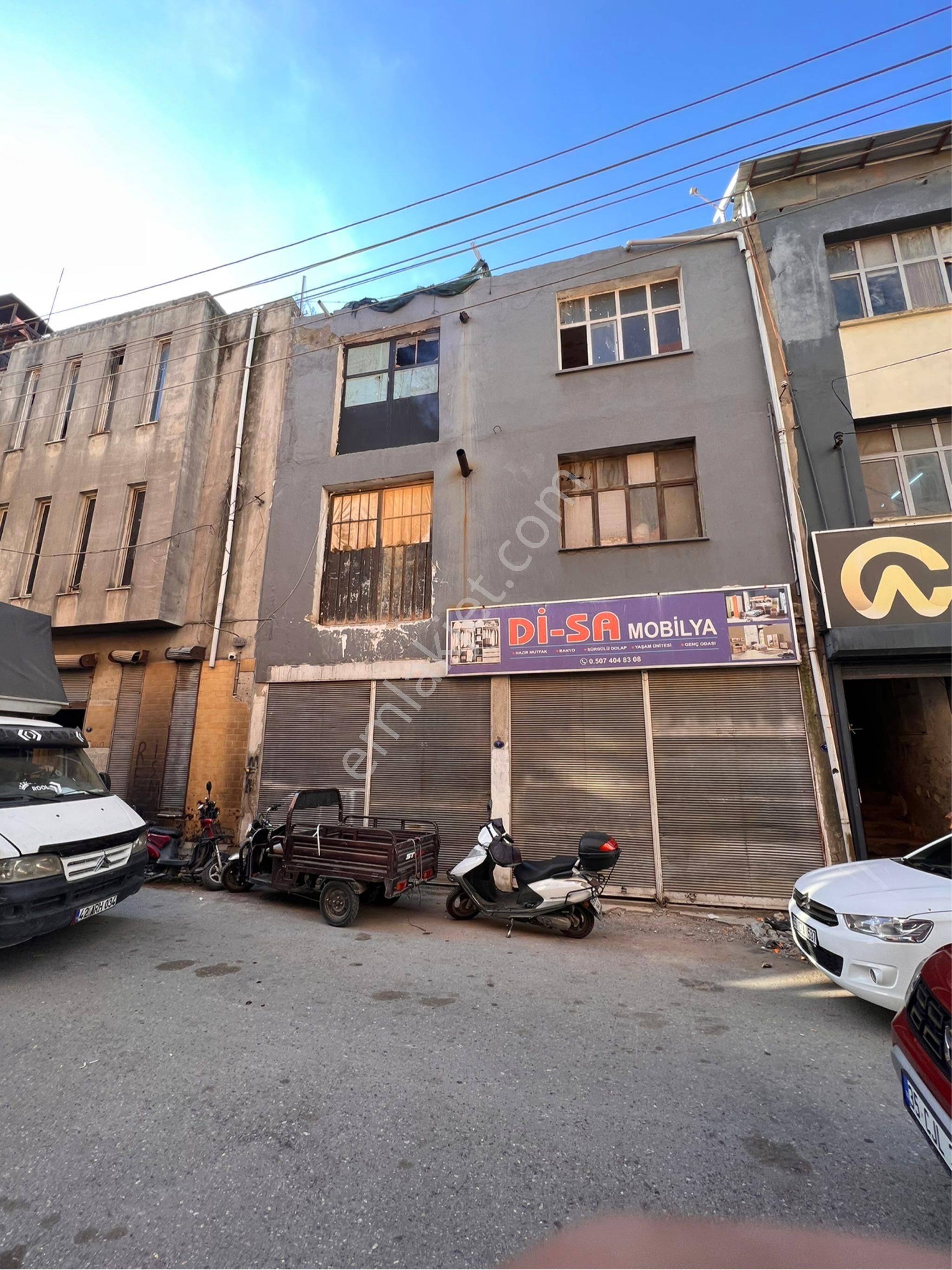 Karabağlar Mobiyacılar Sitesinde Satılık Komple 3 Katlı İşyeri - Görsel 2