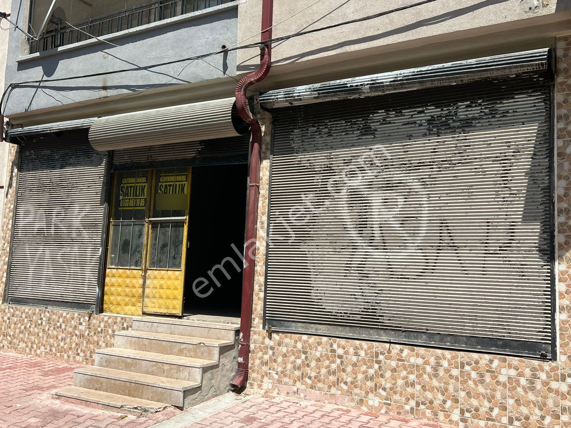 Sarıyakup Mah Eski Garaj Yakını 185 M2 Depolu Satılık Dükkan