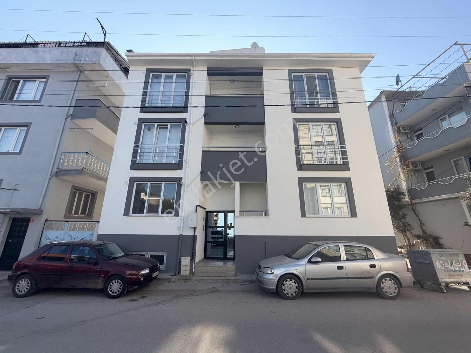 Balnovadan Fırsat 1+1 Satılık Daire