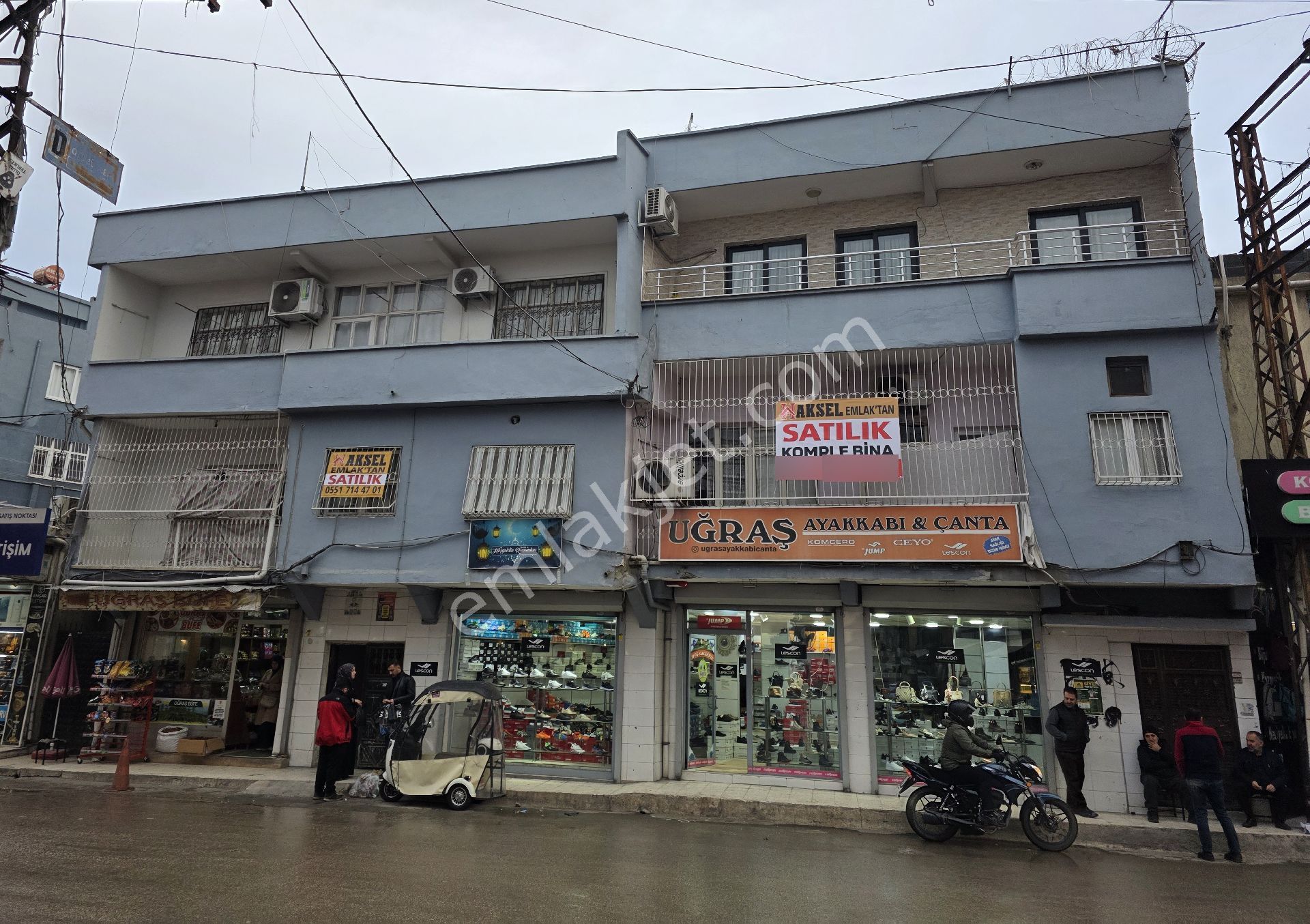 Emin Ağa Caddesi Üzerinde En Yoğun Güzergahta Komple Bina Satılık5 Daire + 3 Dükkân