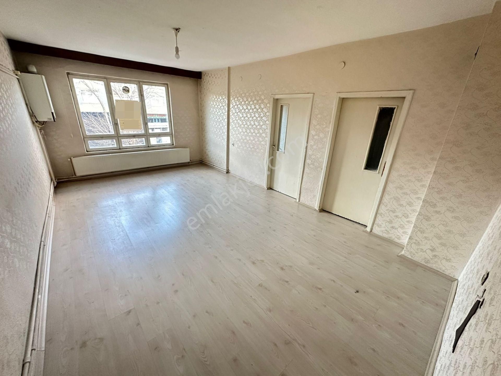 Sanatoryum Caddesi Paraleli 3+1 Orta Kat Ön Cephe Emsalsiz Daire - Görsel 6