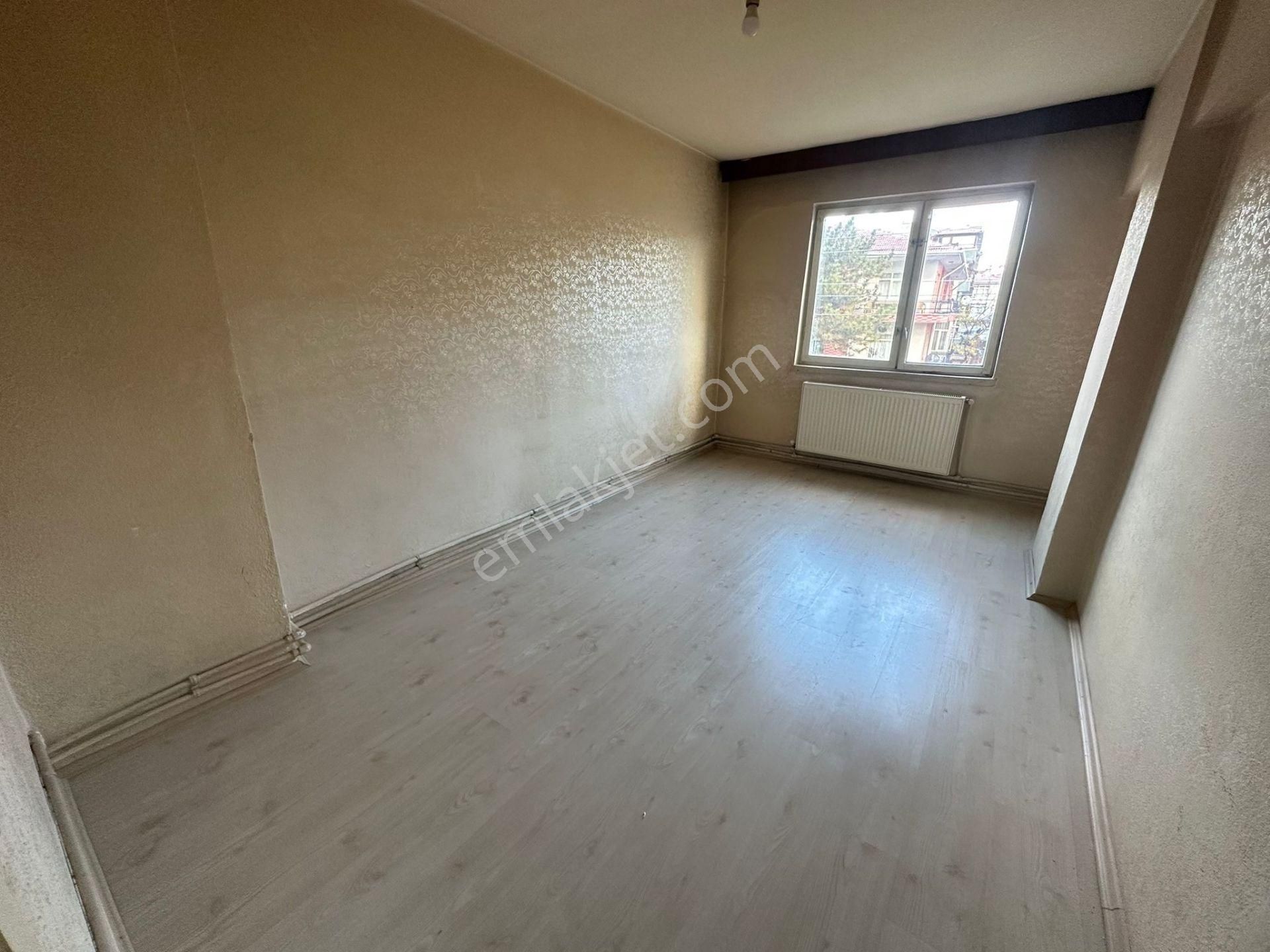 Sanatoryum Caddesi Paraleli 3+1 Orta Kat Ön Cephe Emsalsiz Daire - Görsel 22