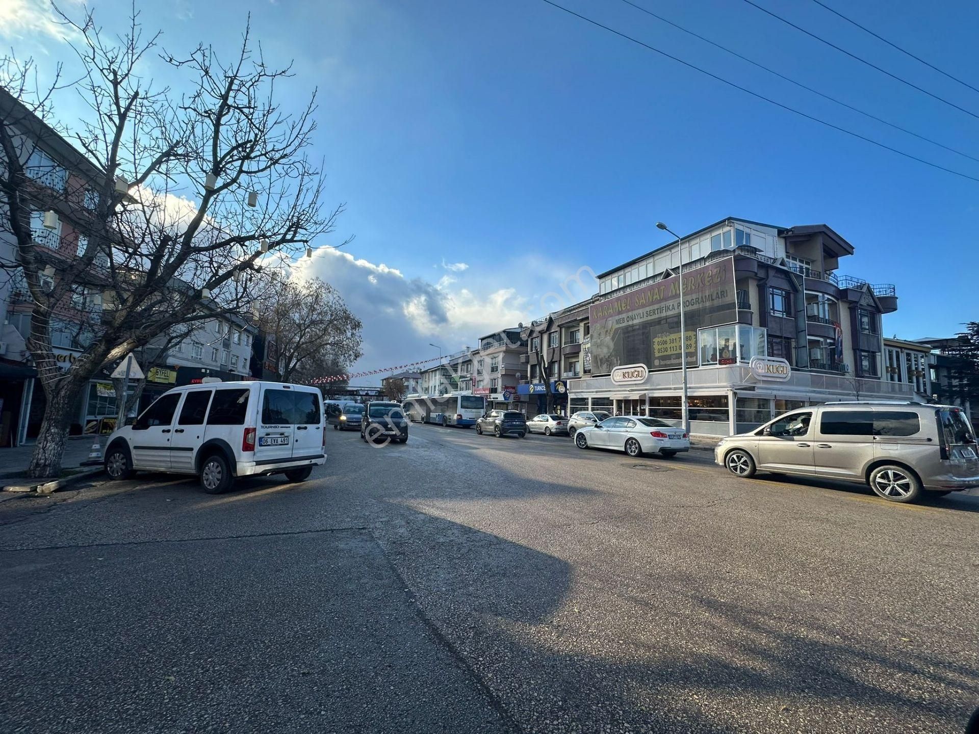 Sanatoryum Caddesi Paraleli 3+1 Orta Kat Ön Cephe Emsalsiz Daire - Görsel 2