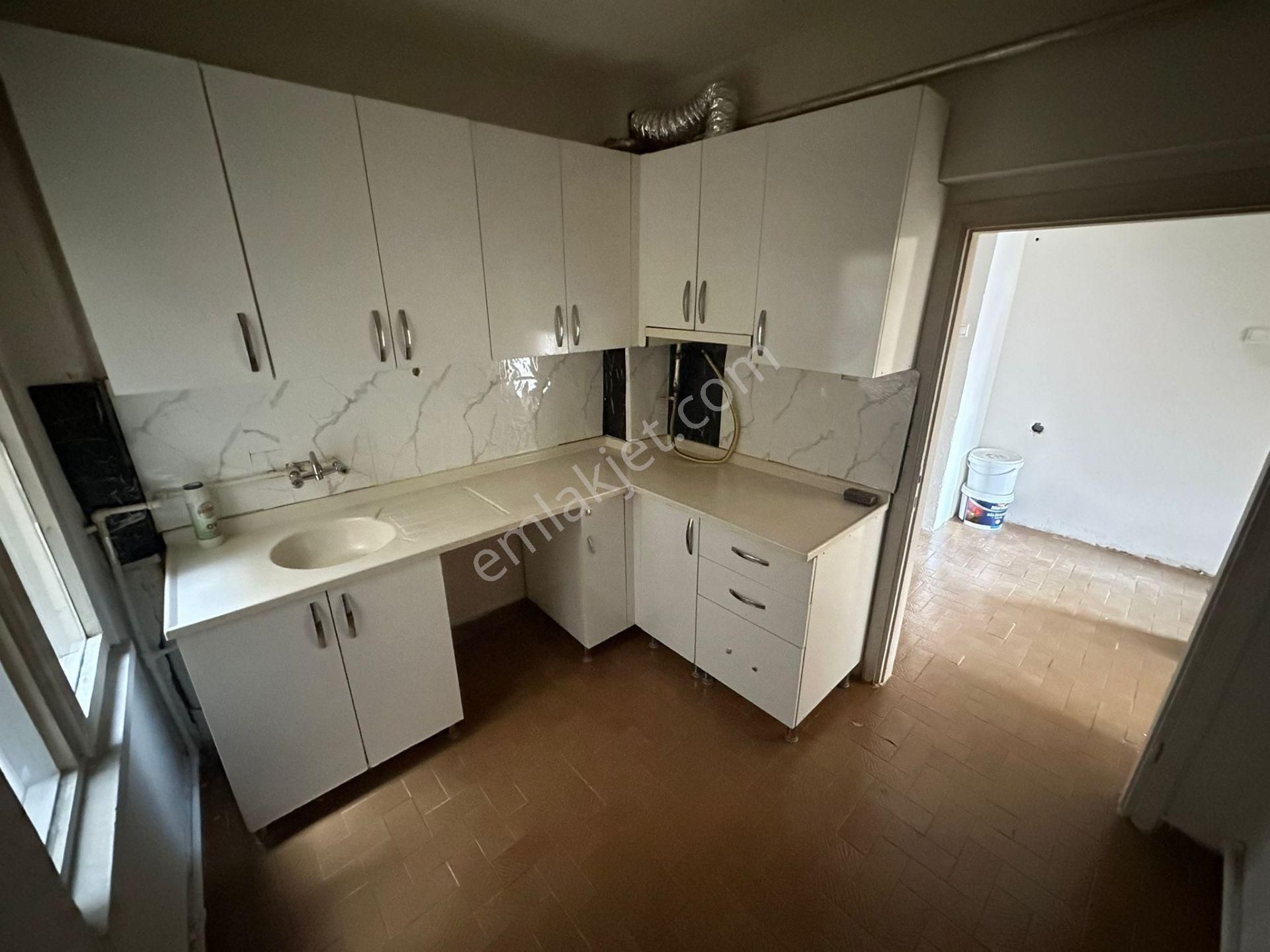 Sanatoryum Caddesi Paraleli 3+1 Orta Kat Ön Cephe Emsalsiz Daire - Görsel 7