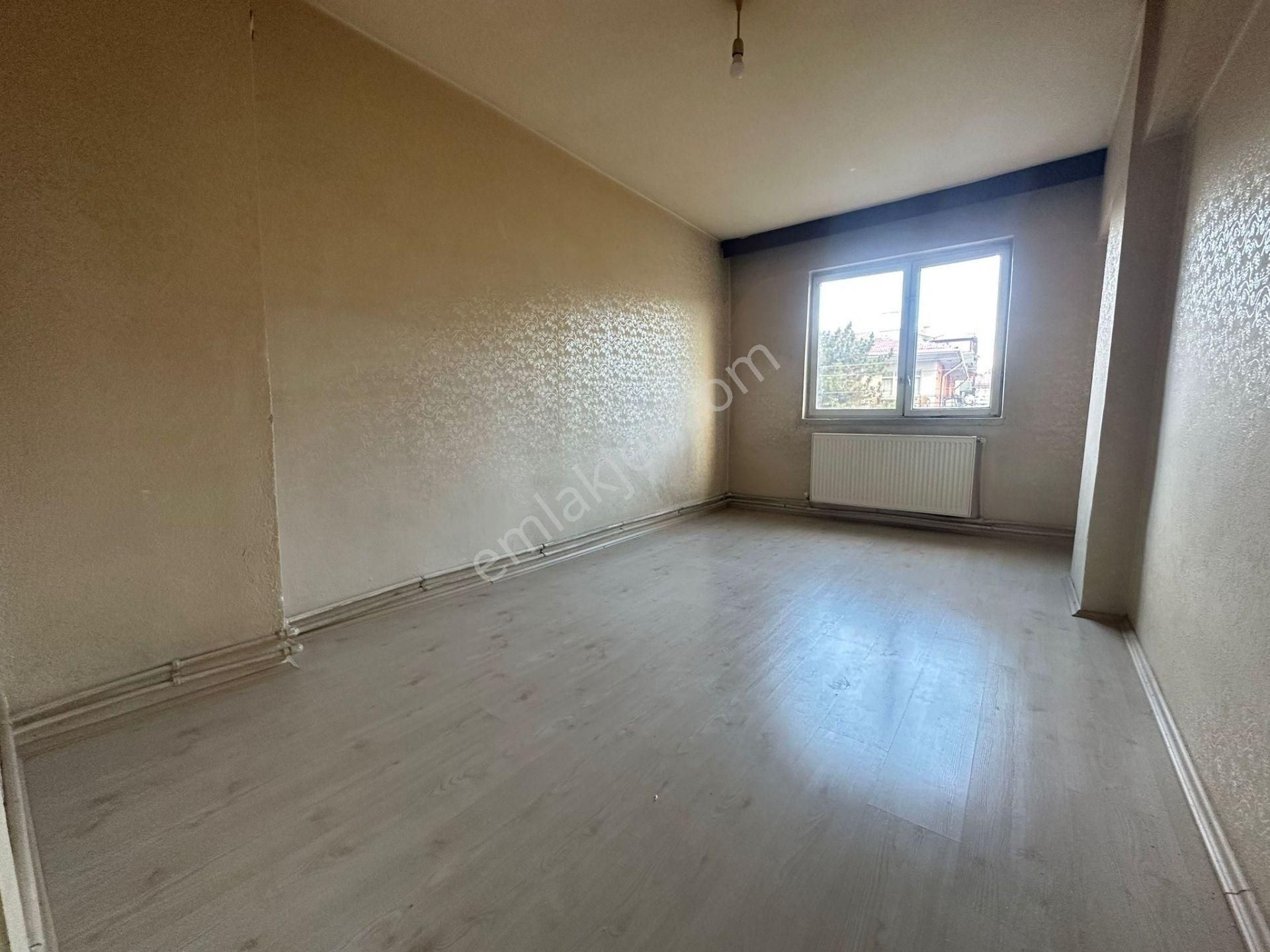 Sanatoryum Caddesi Paraleli 3+1 Orta Kat Ön Cephe Emsalsiz Daire - Görsel 21