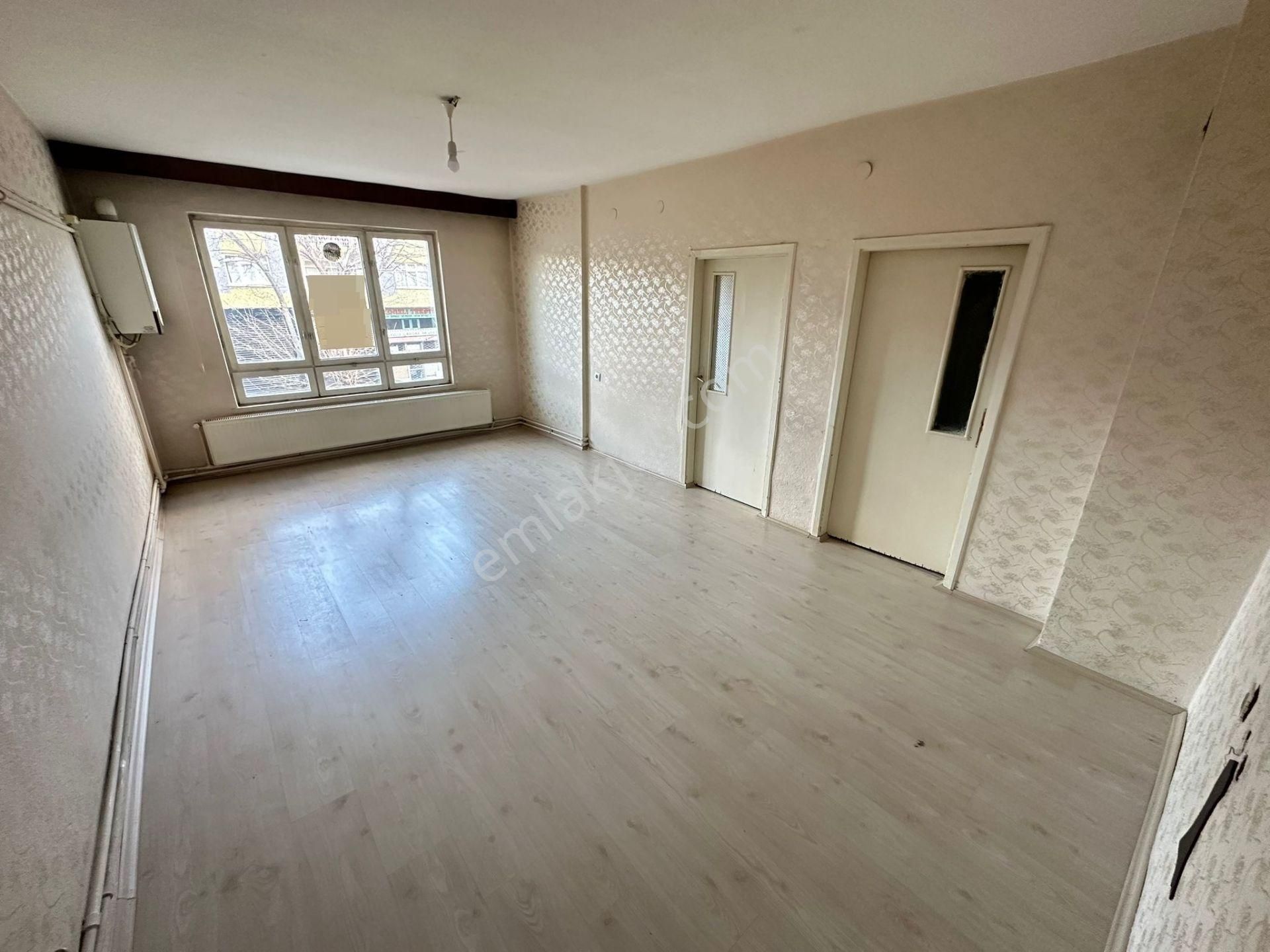 Sanatoryum Caddesi Paraleli 3+1 Orta Kat Ön Cephe Emsalsiz Daire - Görsel 5